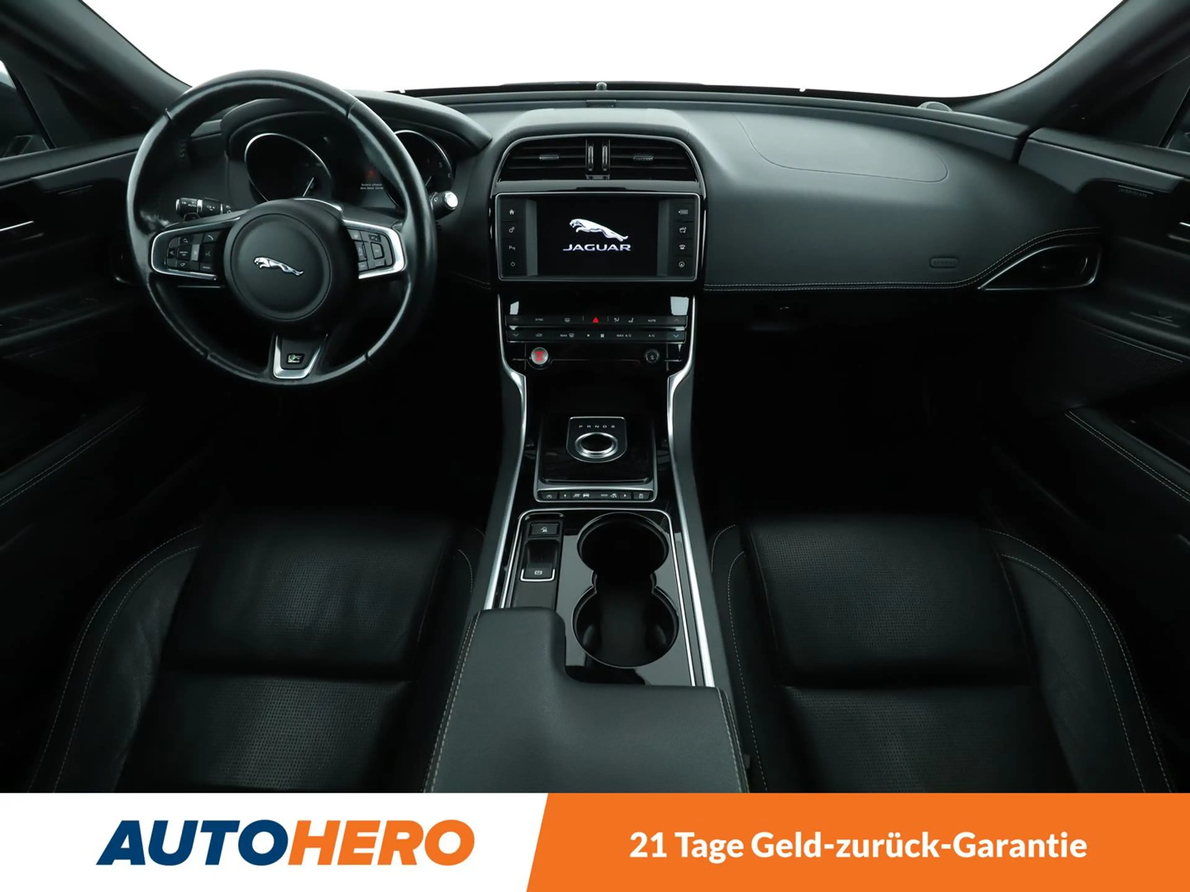 Jaguar XE 25t R-Sport Aut*NAVI*XENON*TEMPO*PDC*SHZ* — photo 12