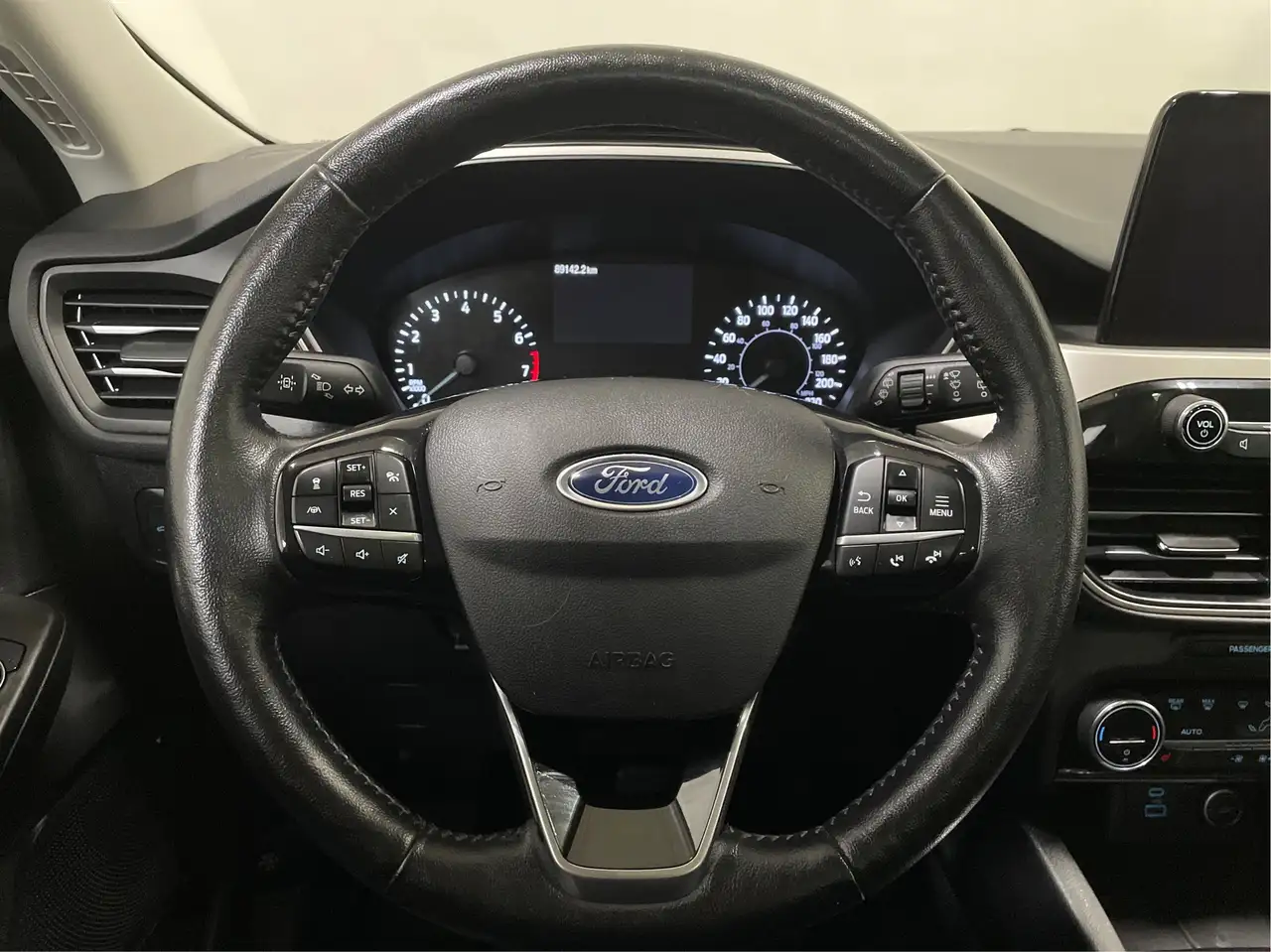 Ford Escape снимка Ford Escape