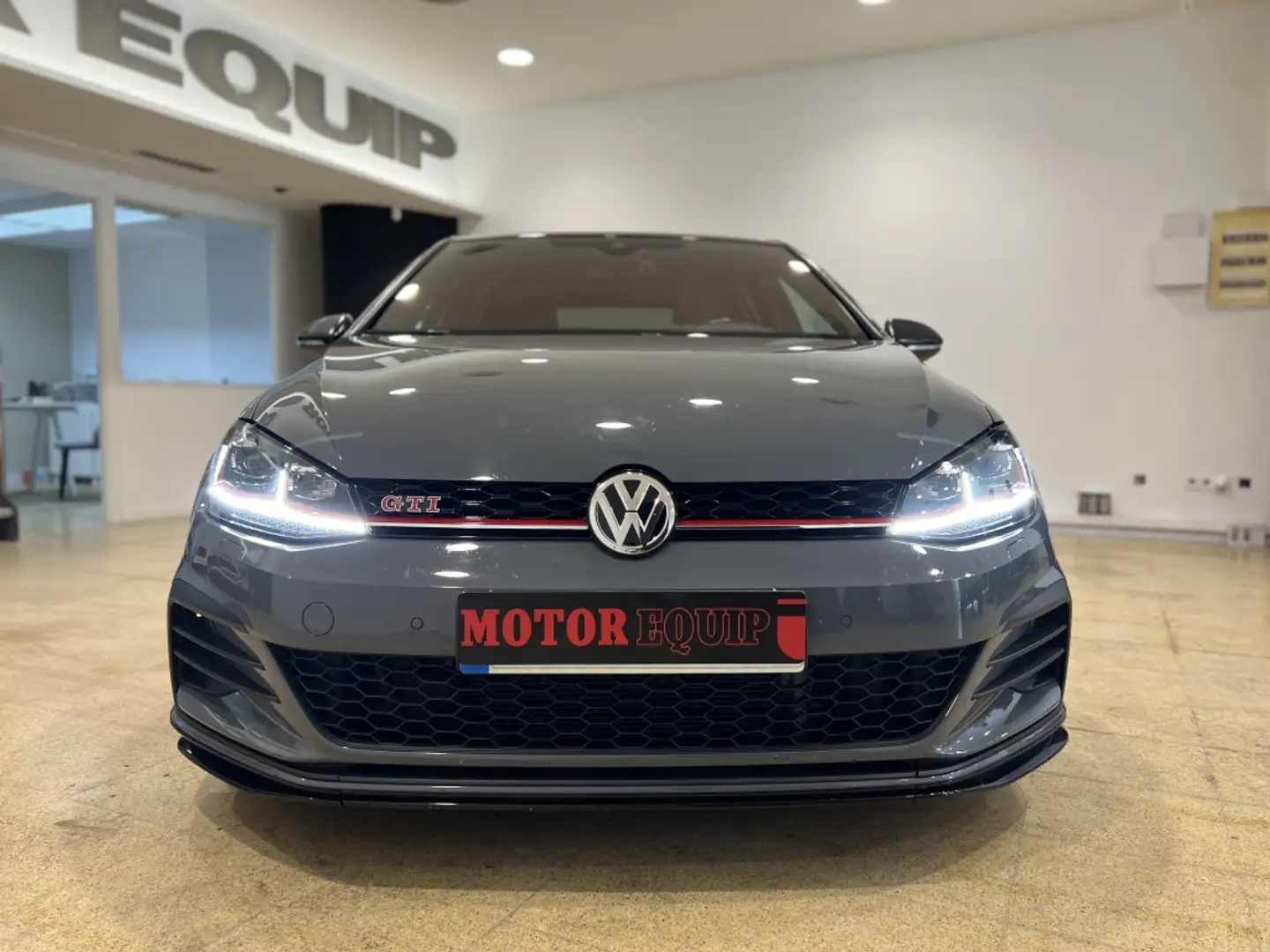 Volkswagen Golf GTI 2.0 TSI TCR DSG7 213kW Gris - 2