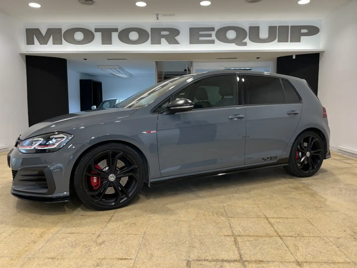 Volkswagen Golf GTI 2.0 TSI TCR DSG7 213kW Gris - 1