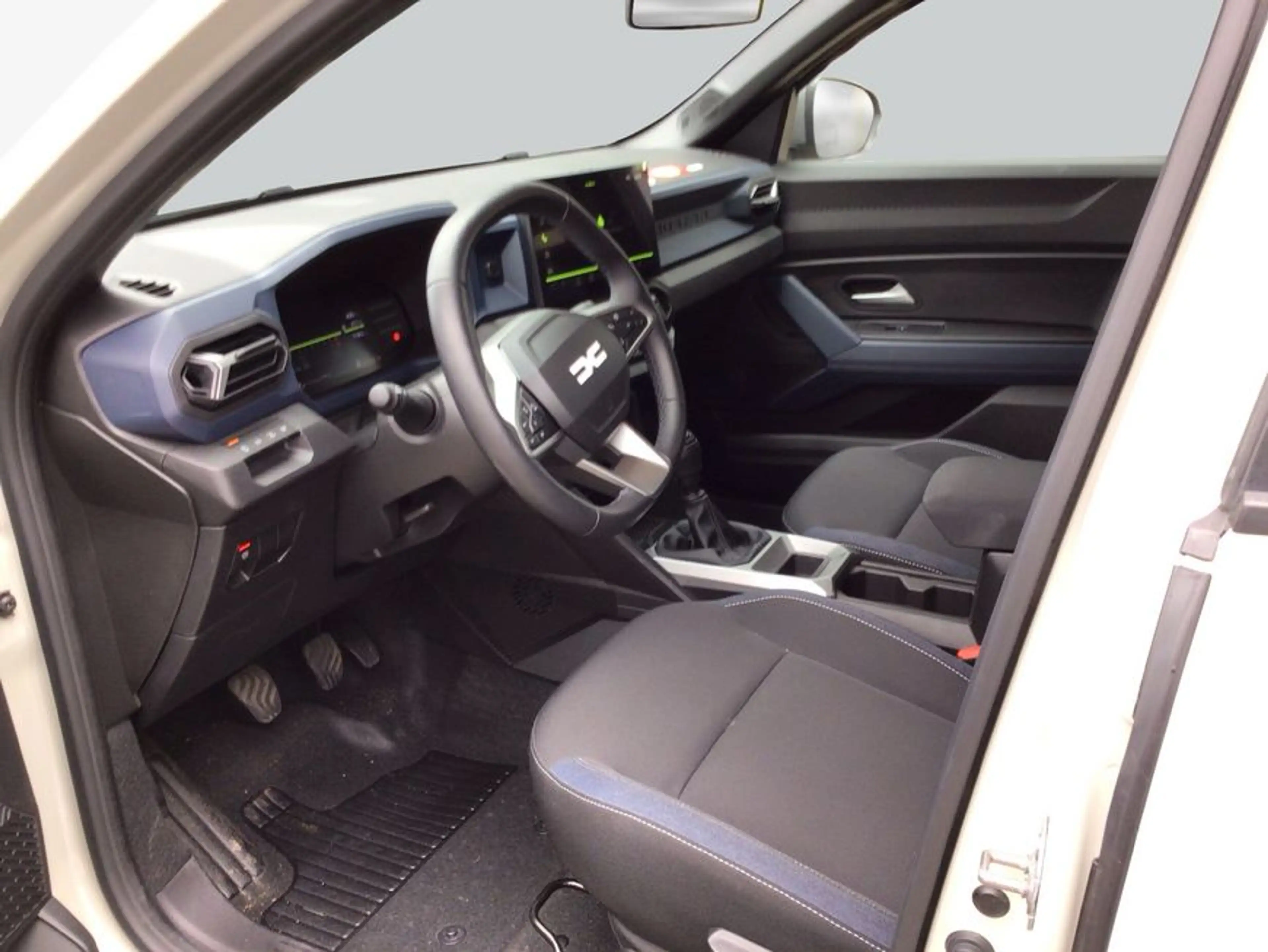 Dacia Duster TCe 130 Journey 96 kW, 5-türig — photo 9