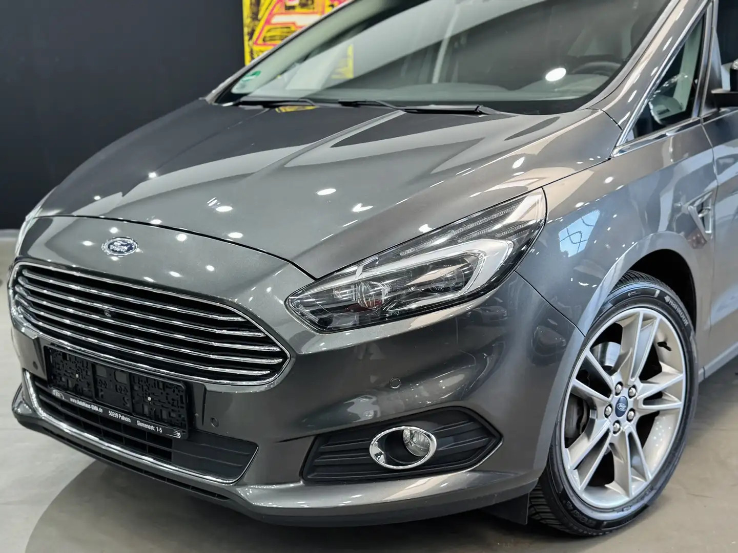 Ford S-Max Titanium*1Hand*Voll Scheckheftgepflegt*NAVI*Kamera Grau - 2