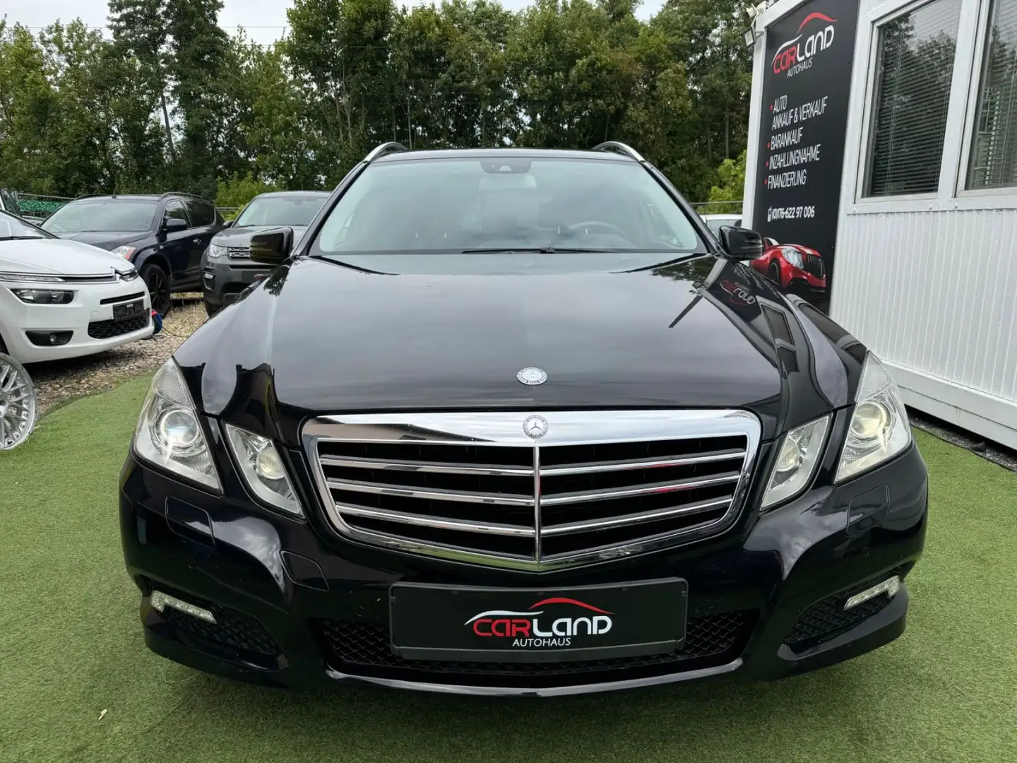 Mercedes-Benz E 250 CGI BlueEfficiency -2.Hnd-MB S.heft-204PS! Black - 2