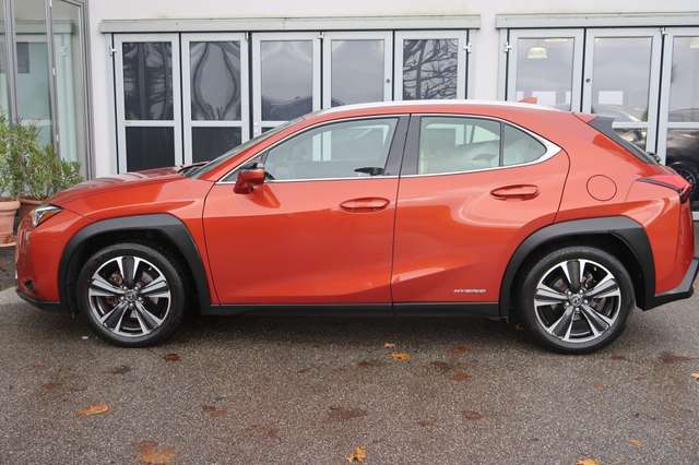 Lexus UX 250h Luxury Line