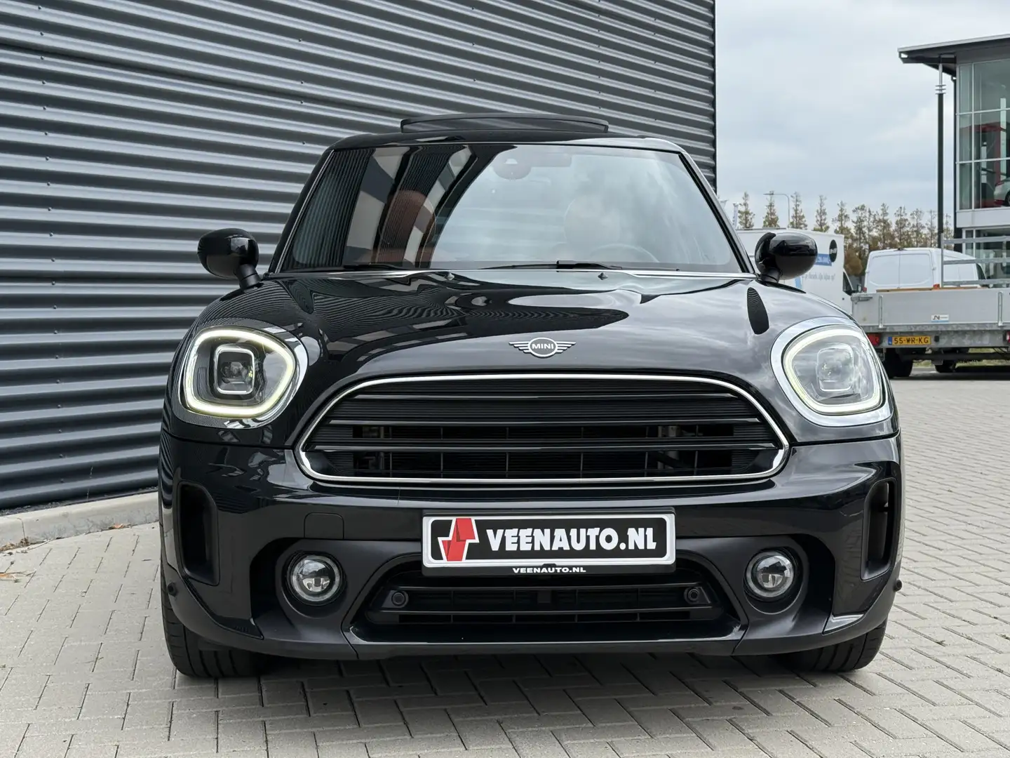 MINI Cooper Countryman 1.5 Northwood Special Edition Schwarz - 2