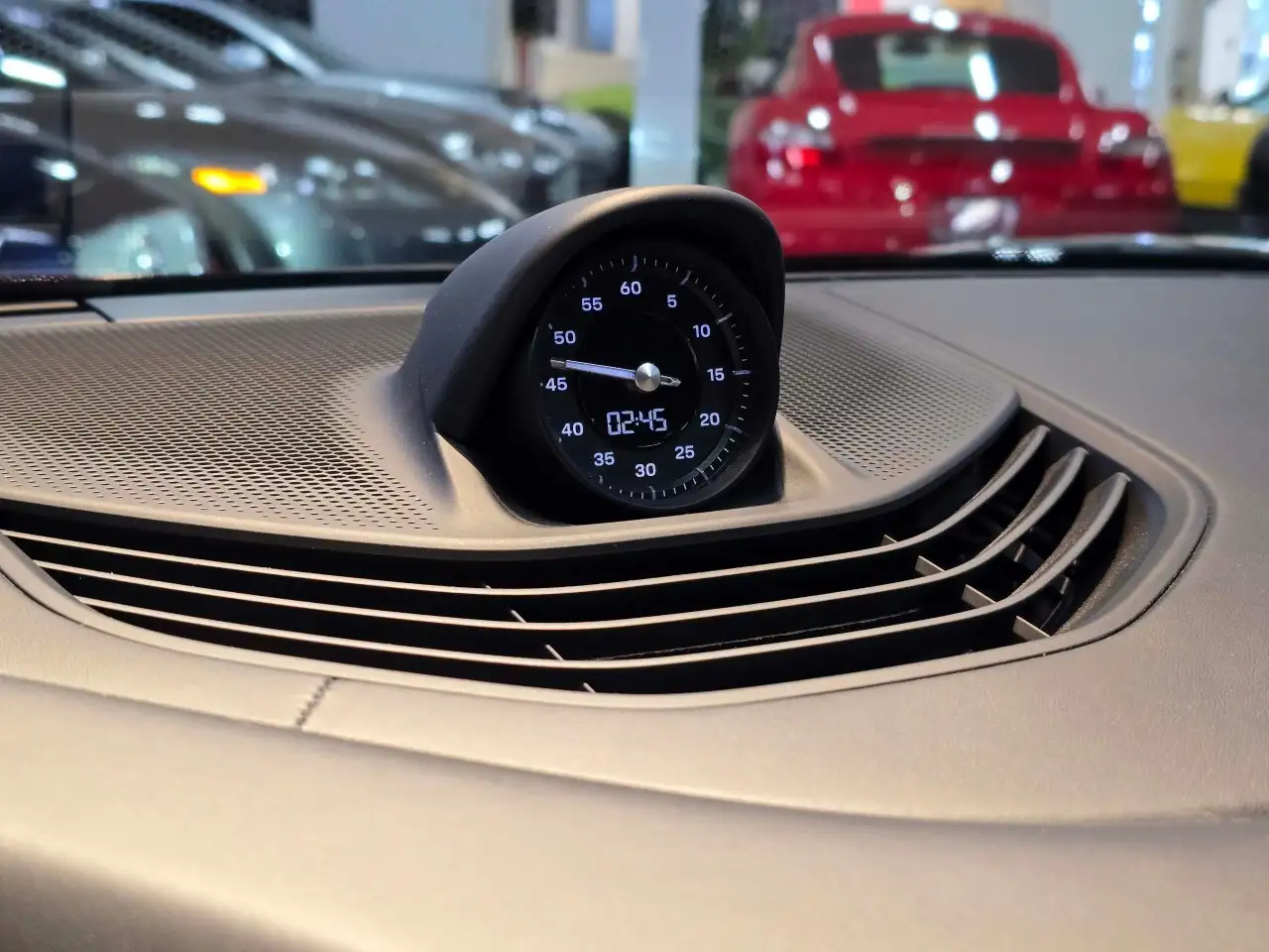 Porsche Taycan снимка Porsche Taycan