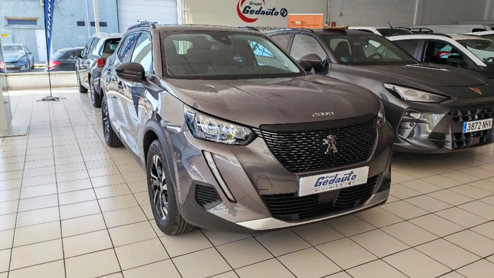 Peugeot 2008 1.2 PureTech S&S Allure Pack EAT8 130 Gris - 1