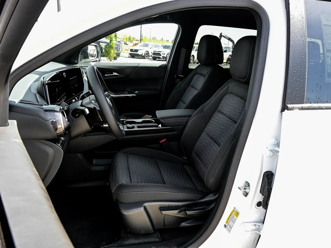 Chevrolet Equinox photo Chevrolet Equinox