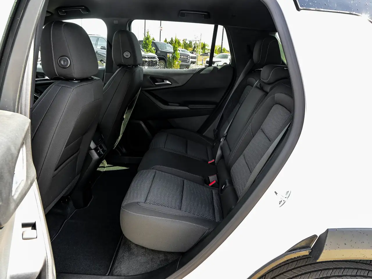 Chevrolet Equinox photo Chevrolet Equinox