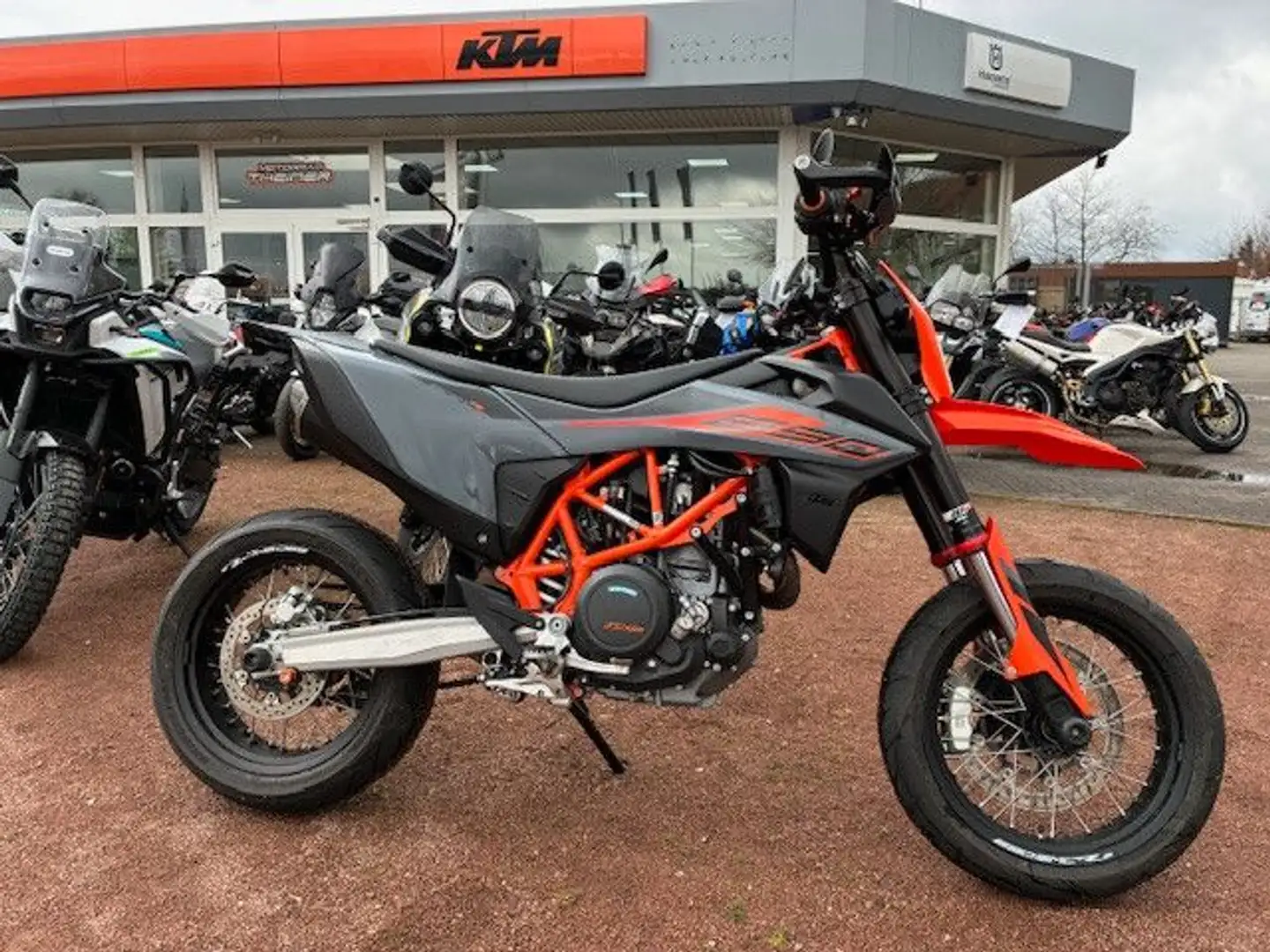KTM 690 SMC R REMUS Naranja - 2