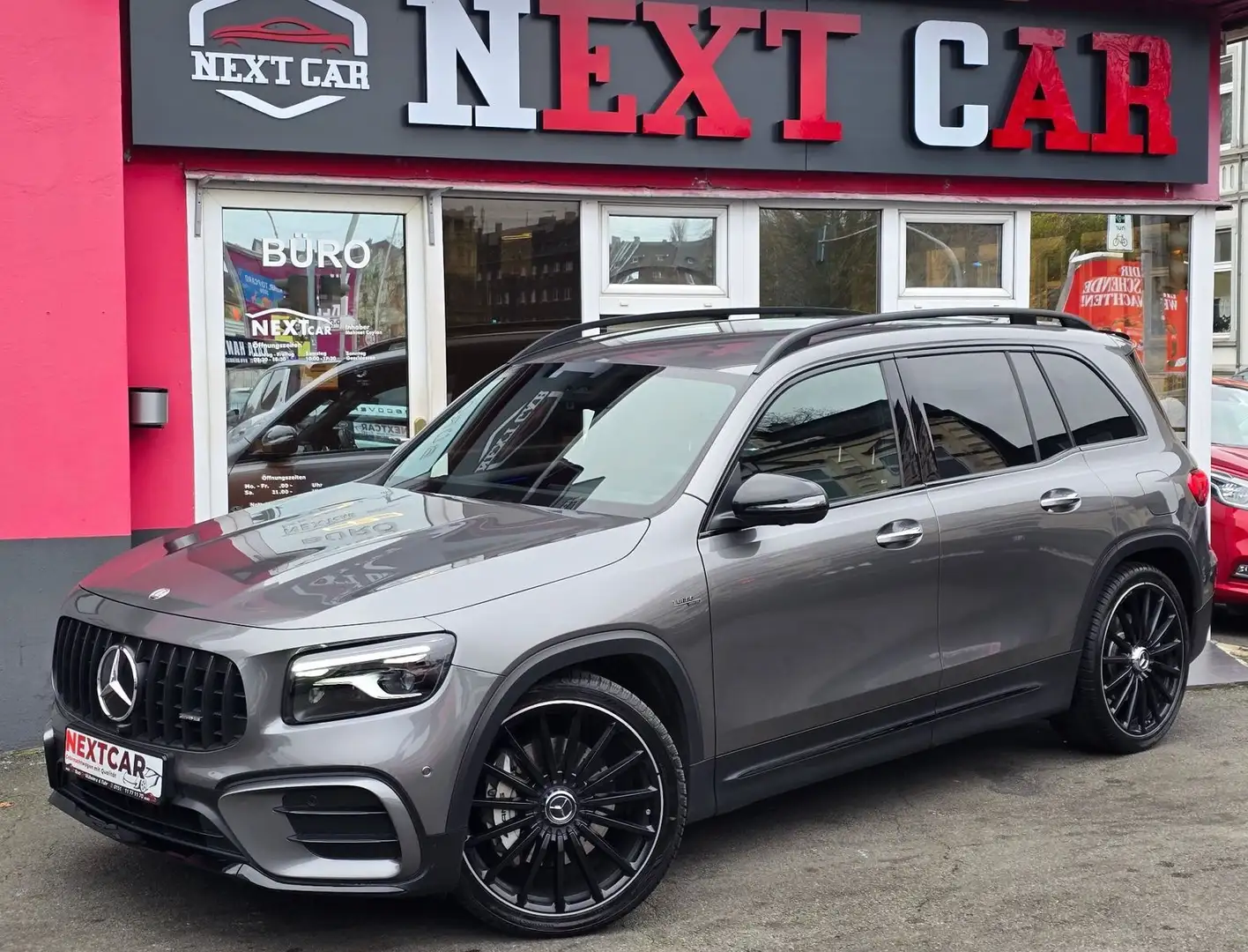 Mercedes-Benz GLB 35 AMG 4Matic|NightPaket2|360°|AHK|Burmest| Silber - 1