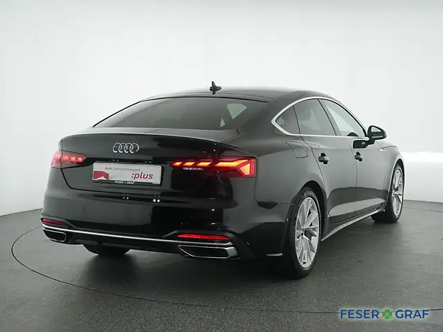 Audi A5 view 4