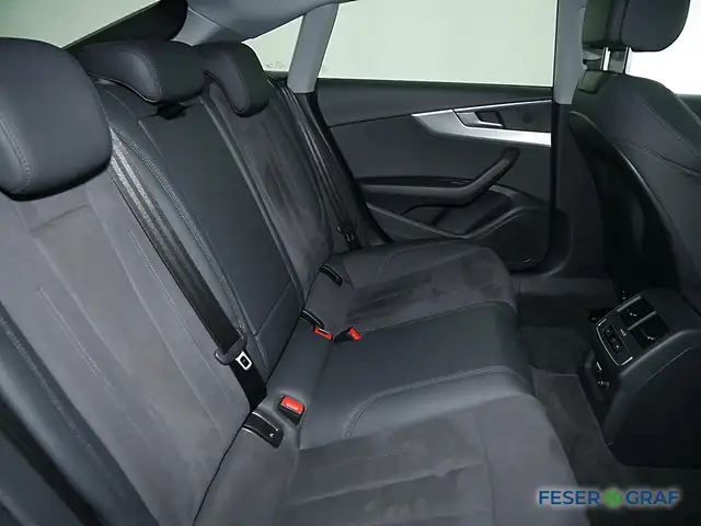 Audi A5 view 7