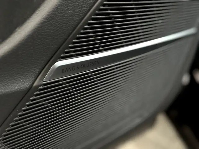 Audi Q8 55 TFSI e quattro *B&O* *AHK* Ansicht 15