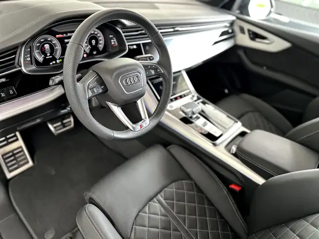 Audi Q8 55 TFSI e quattro *B&O* *AHK* Ansicht 5