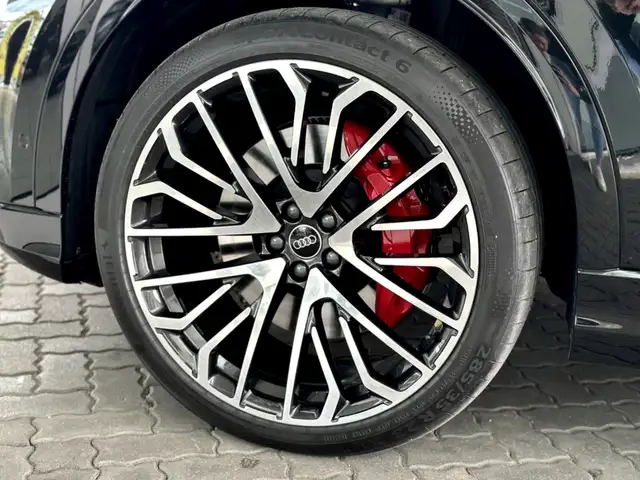 Audi Q8 55 TFSI e quattro *B&O* *AHK* Ansicht 3