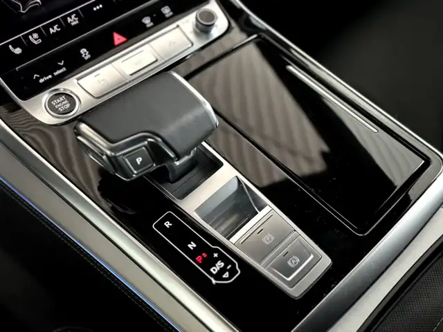 Audi Q8 55 TFSI e quattro *B&O* *AHK* Ansicht 14