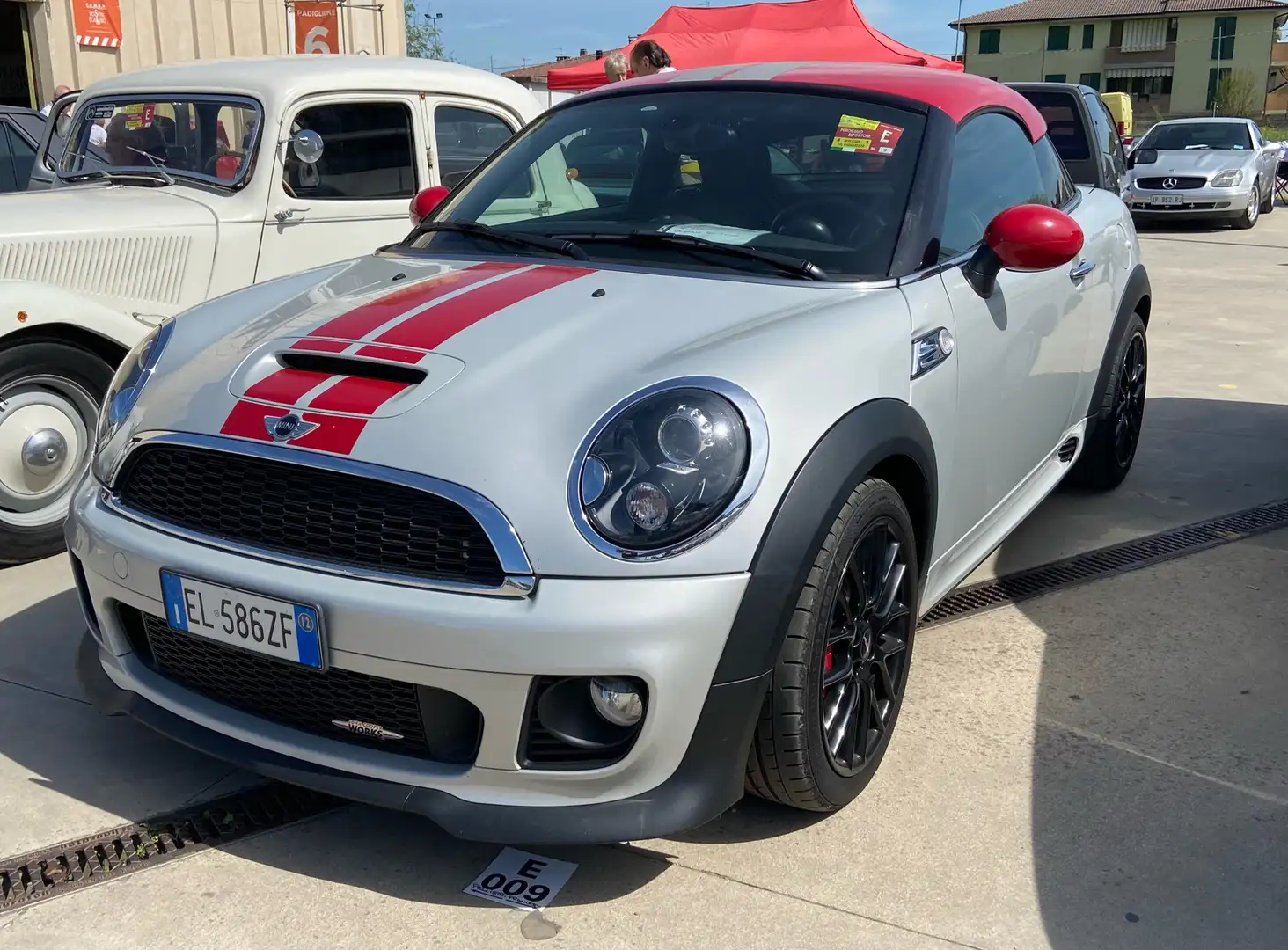 MINI John Cooper Works Coupe 1.6 Weiß - 1