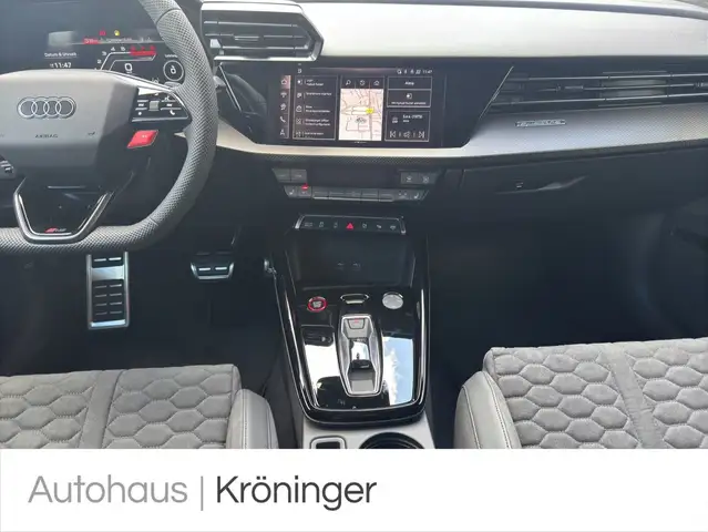 Audi RS3 view 14