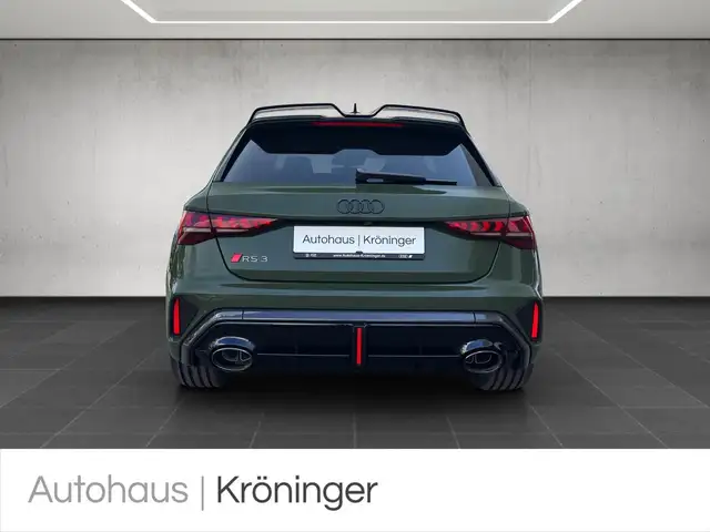 Audi RS3 view 6