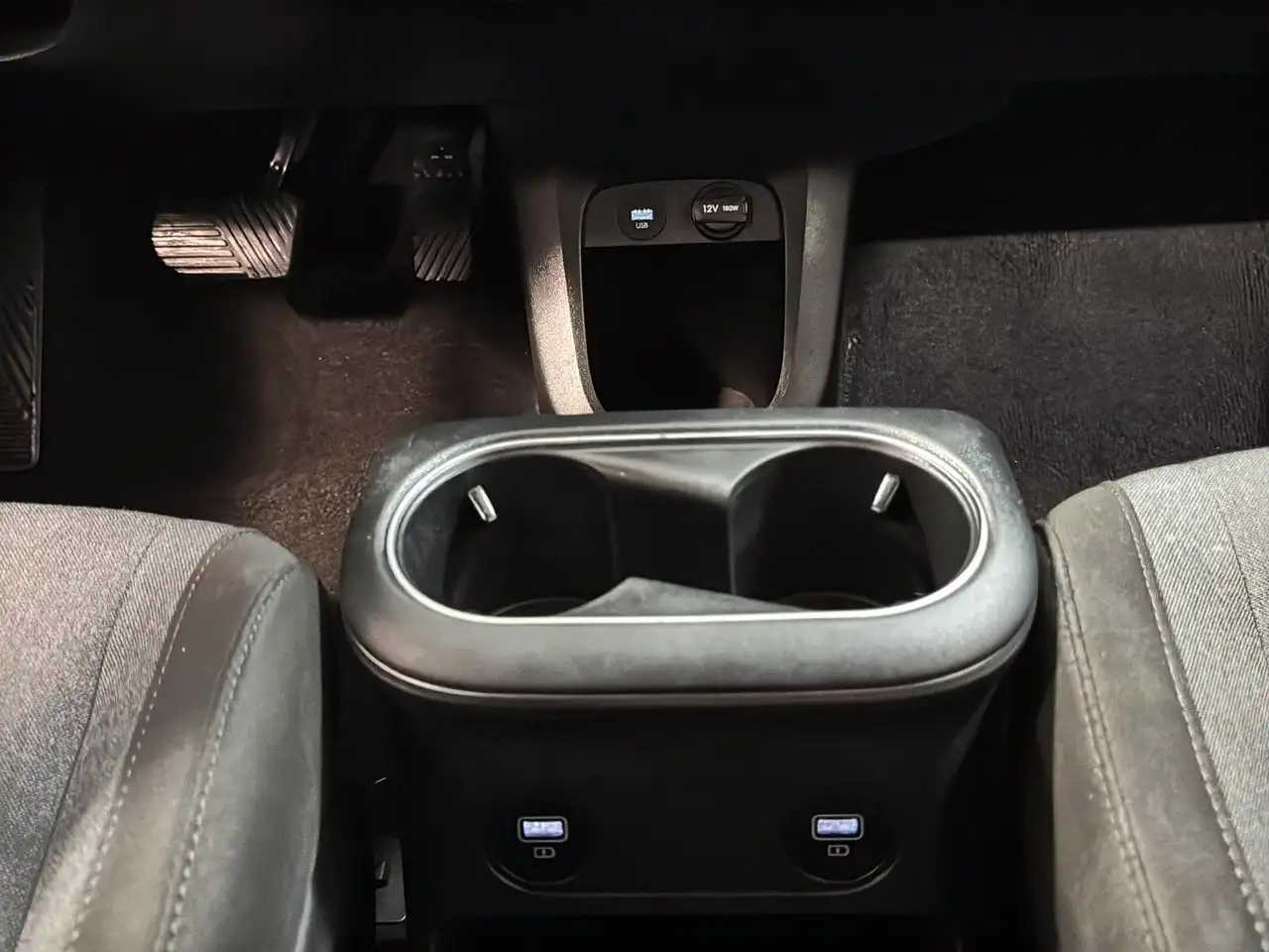Hyundai IONIQ 5 снимка Hyundai IONIQ 5