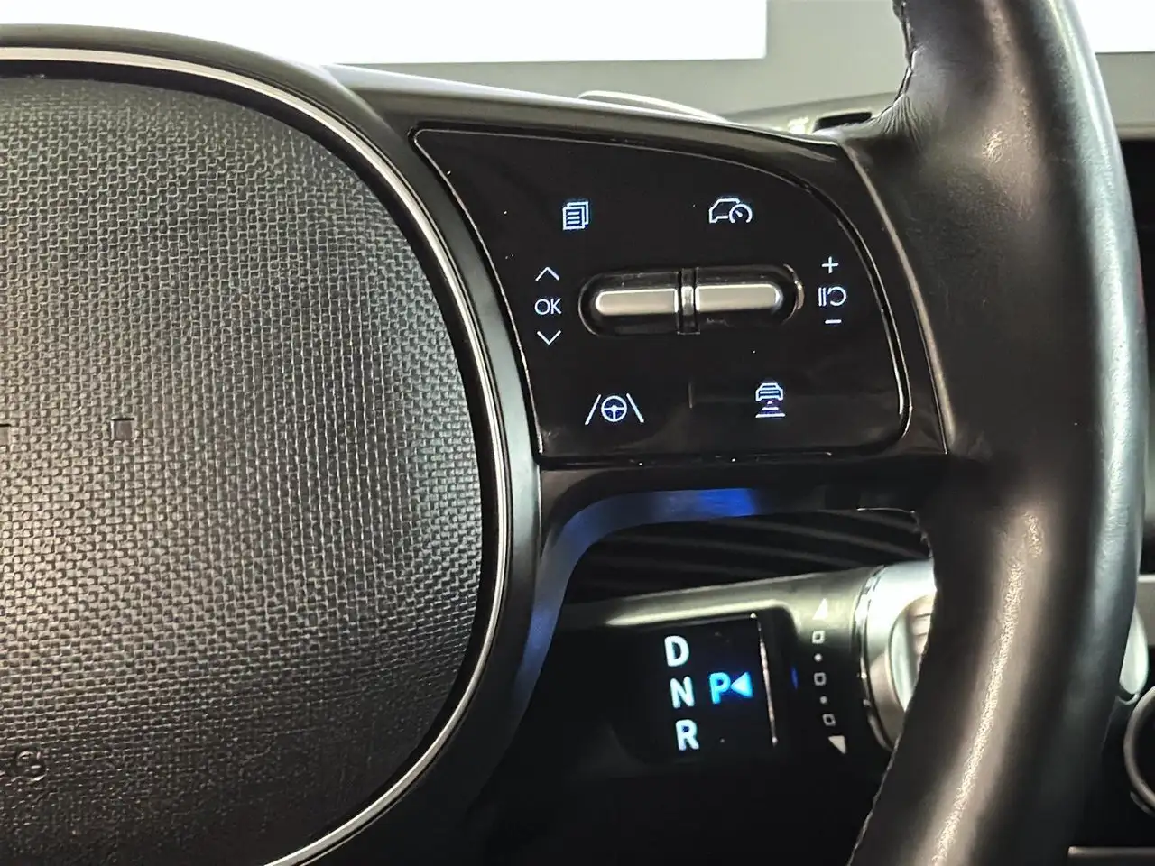 Hyundai IONIQ 5 снимка Hyundai IONIQ 5