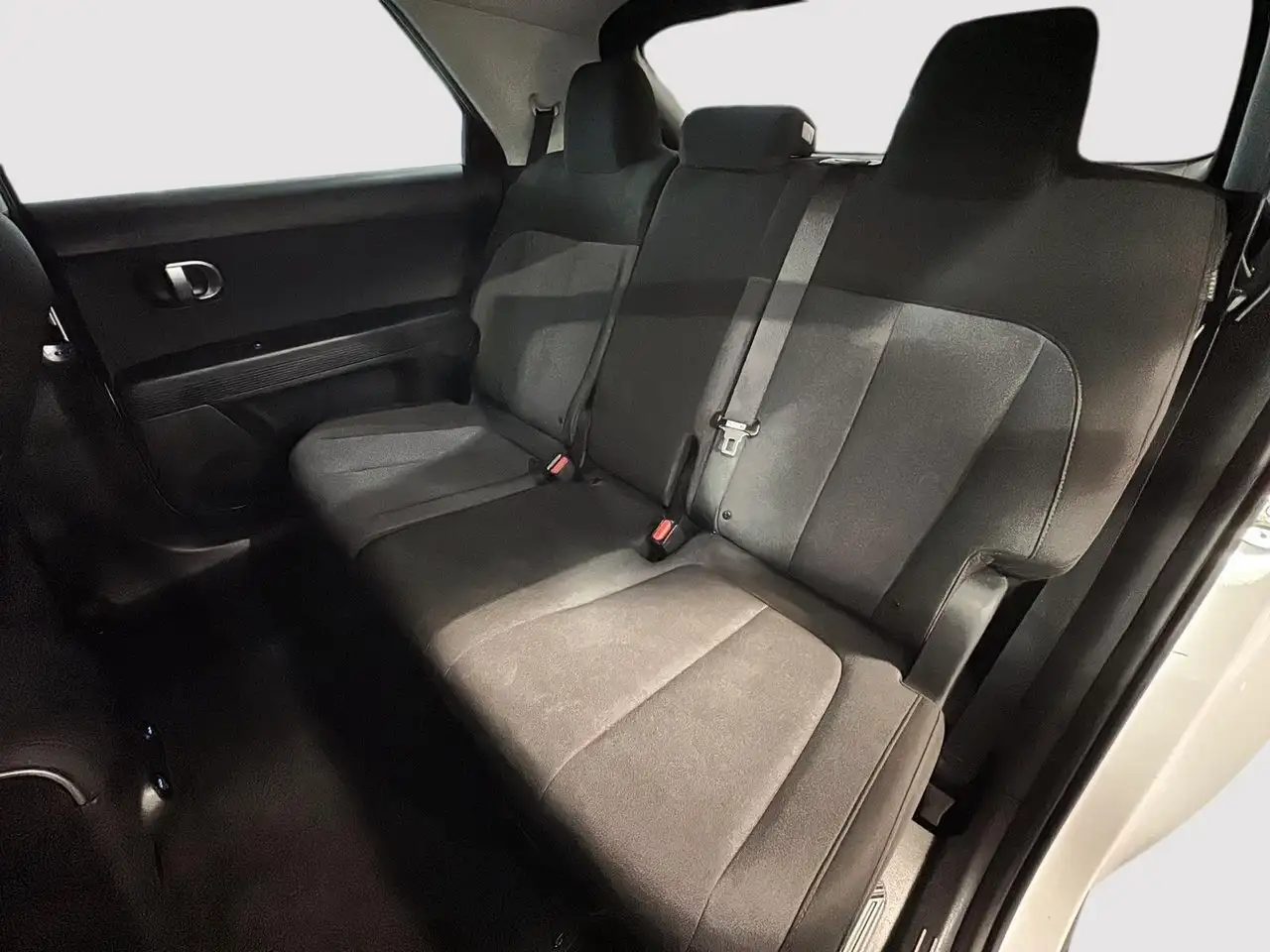 Hyundai IONIQ 5 снимка Hyundai IONIQ 5