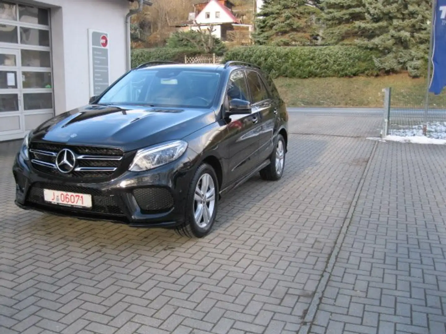 Mercedes-Benz GLE 400 GLE 400 4Matic (166.056) Чорний - 1