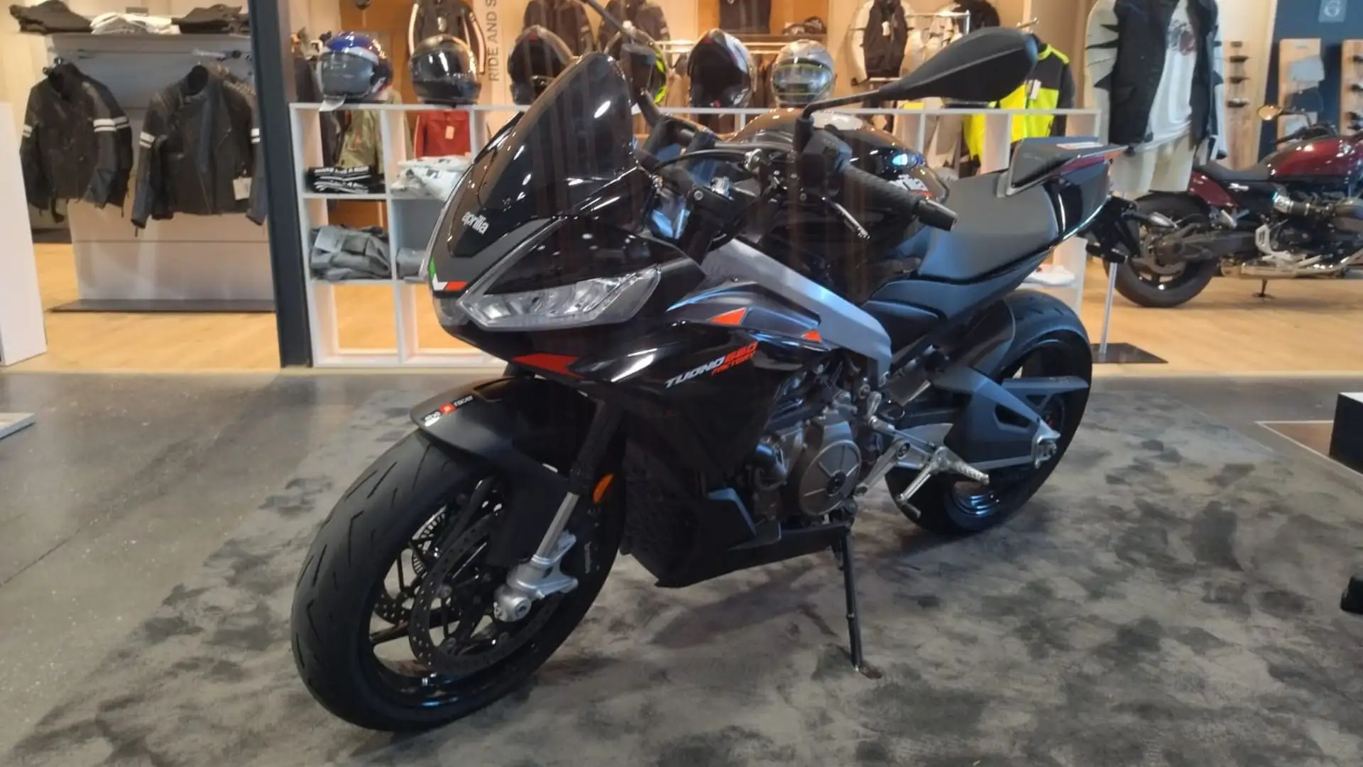Aprilia Tuono 660 Factory ABS Noir - 1
