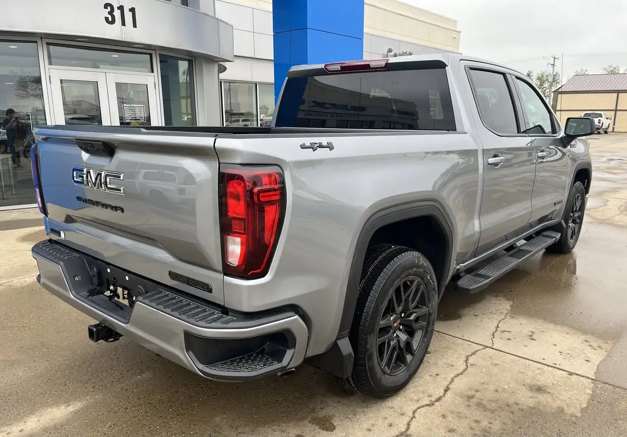 GMC Sierra 1500 снимка GMC Sierra 1500