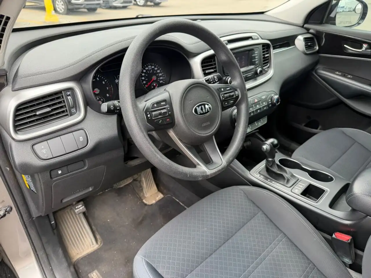 Kia Sorento снимка Kia Sorento