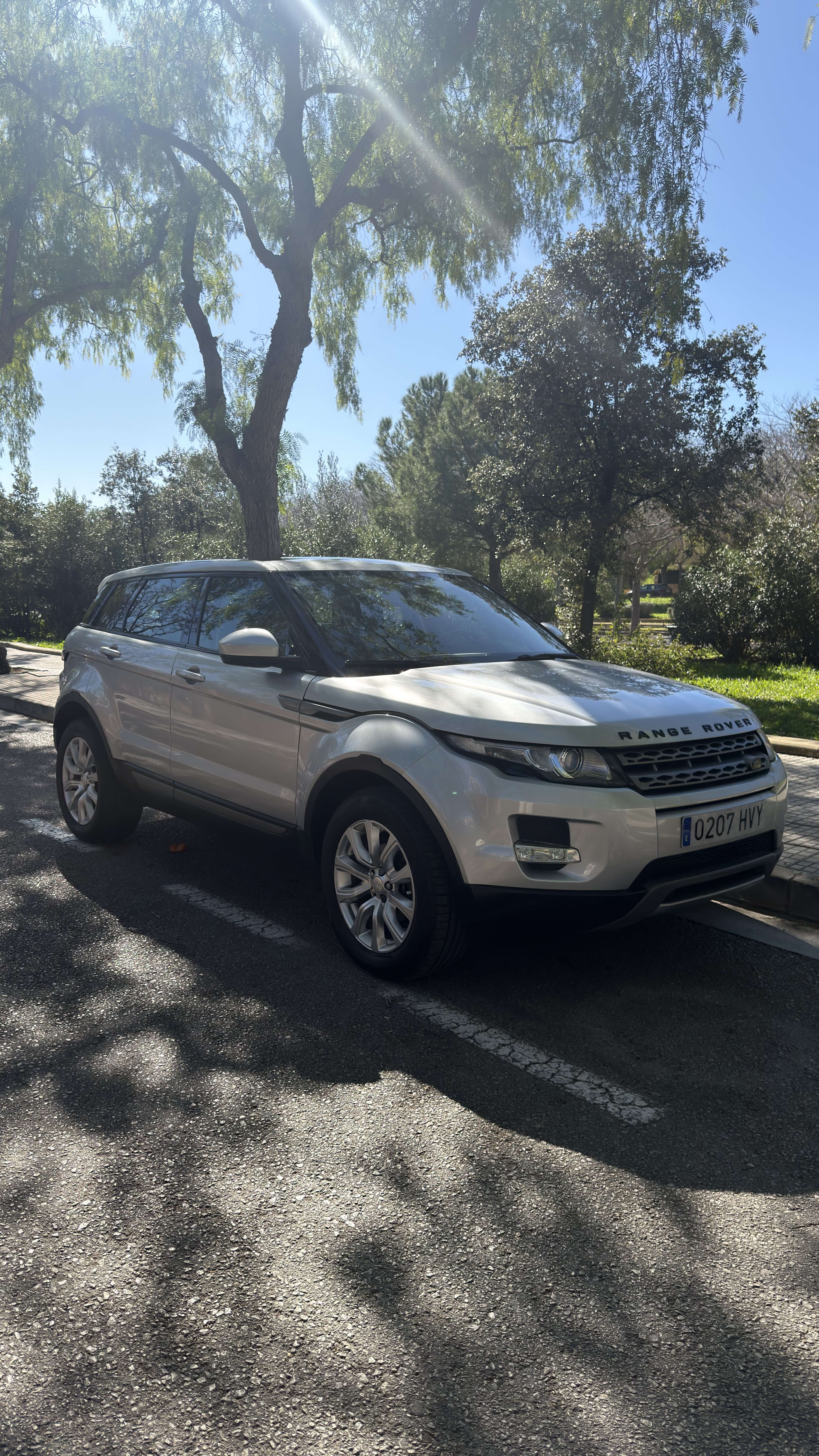 Land Rover Range Rover Evoque Range Rover Evoque 2.2L TD4 Dynamic 4x4 Aut. Dynamic - foto 1