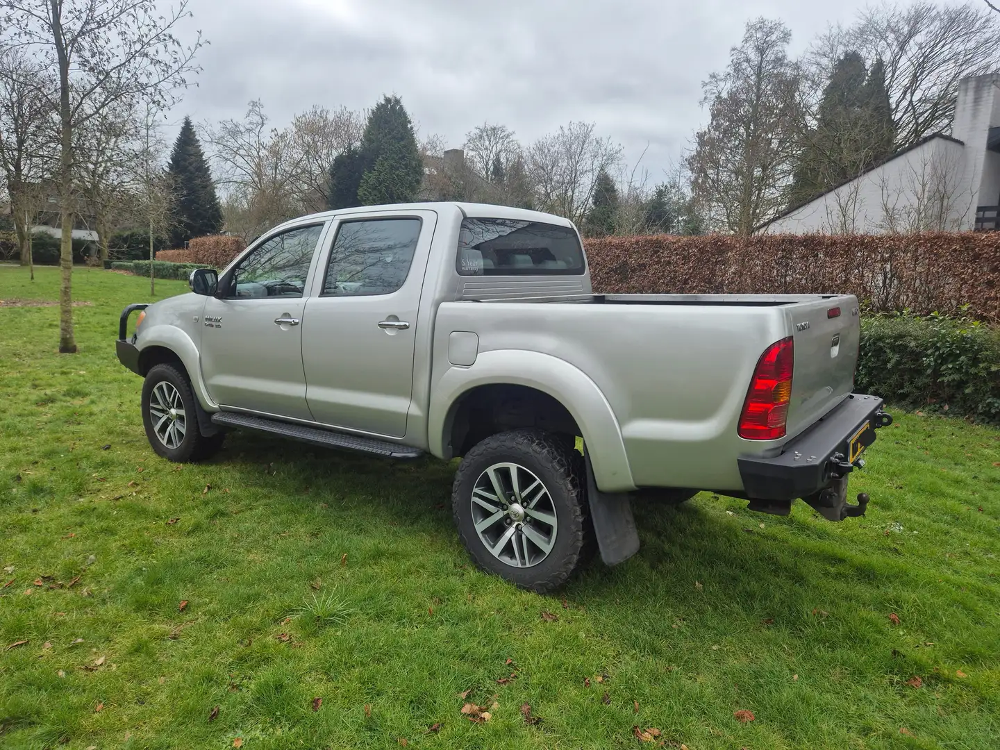 Toyota Hilux Hilux 3.0 D-4D SX DC Срібний - 2