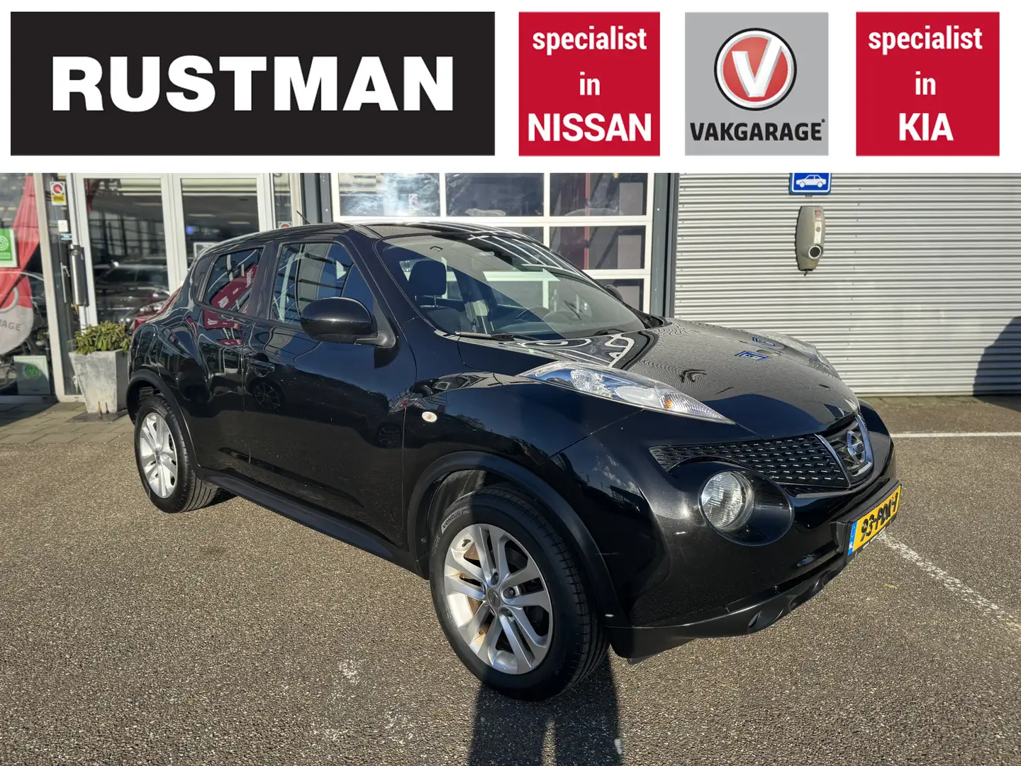 Nissan Juke 1.6 Acenta connect sport pack Zwart - 1
