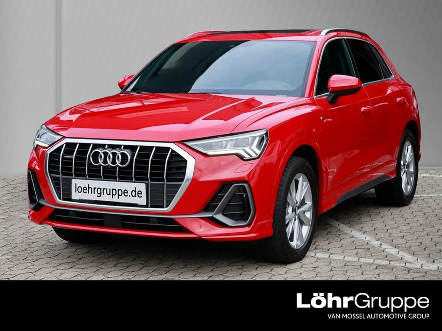 Audi Q3 40 TFSI quattro S line Navi/RFK/MatrixLED Rot - 1