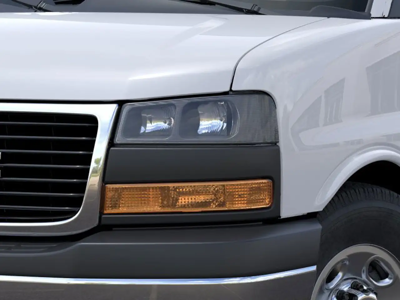 GMC Savana снимка GMC Savana