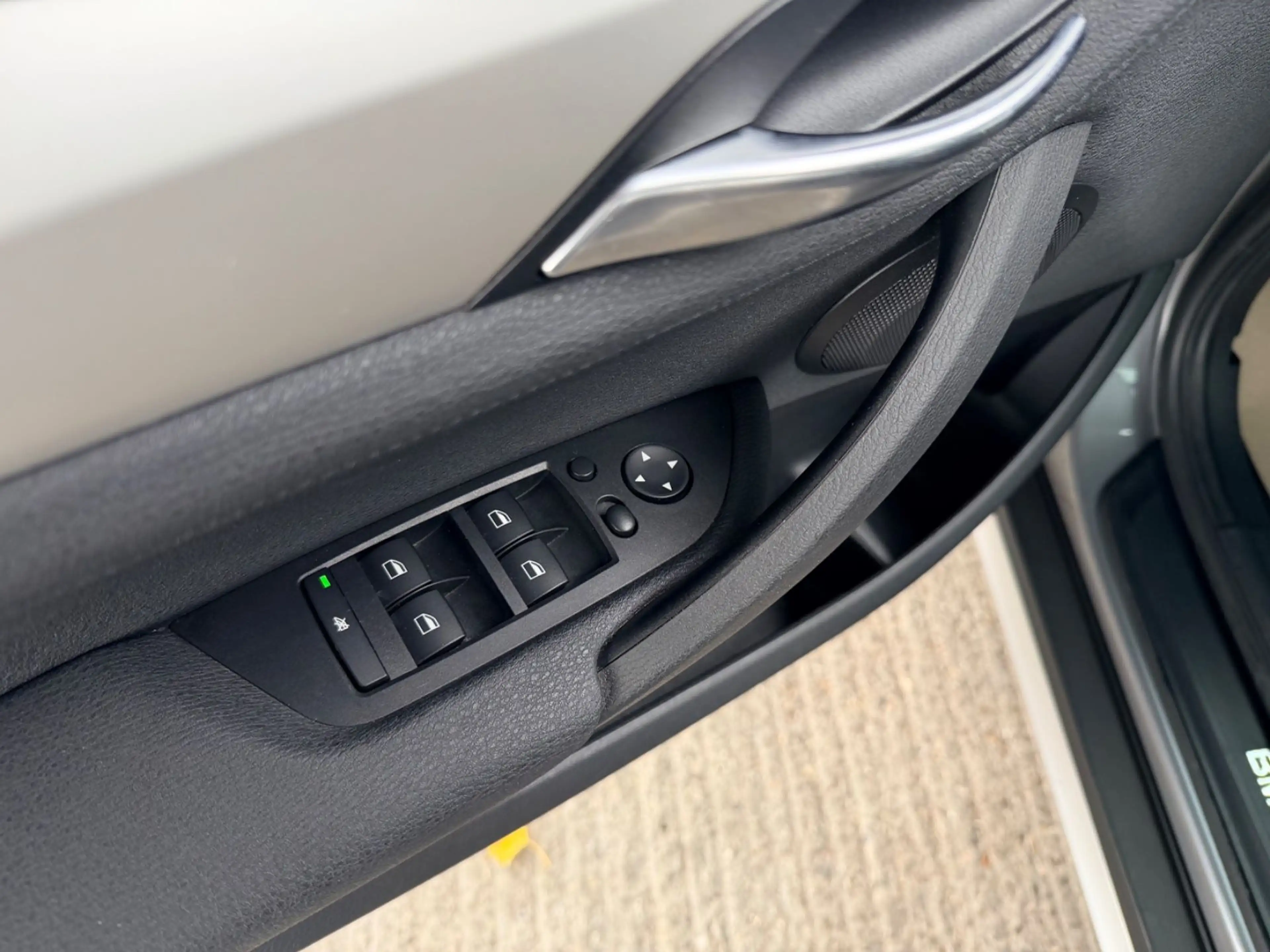 BMW X1 xDrive 1.8d "Leder"Navi"PDC"SHZ" — photo 14
