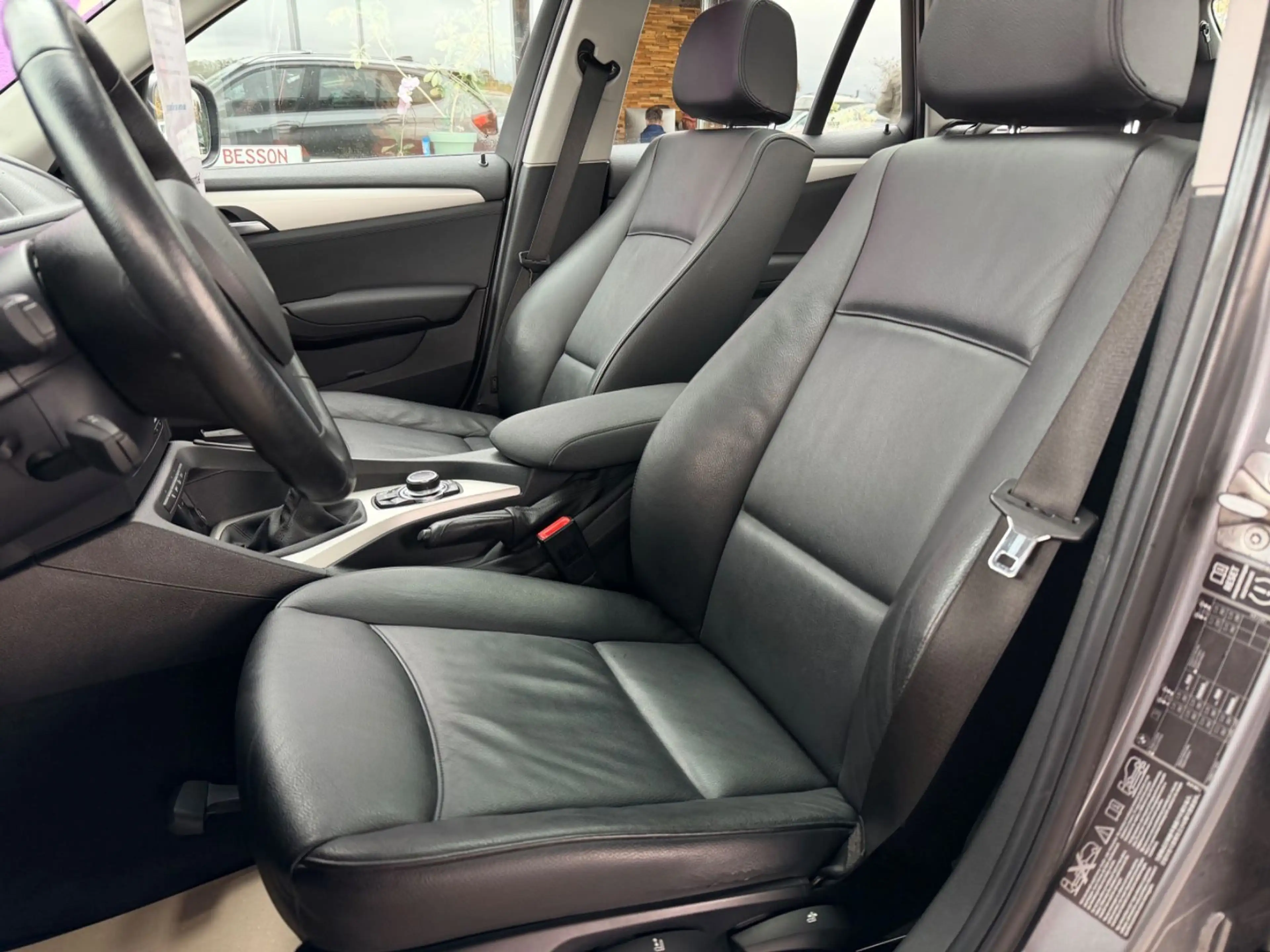 BMW X1 xDrive 1.8d "Leder"Navi"PDC"SHZ" — photo 16