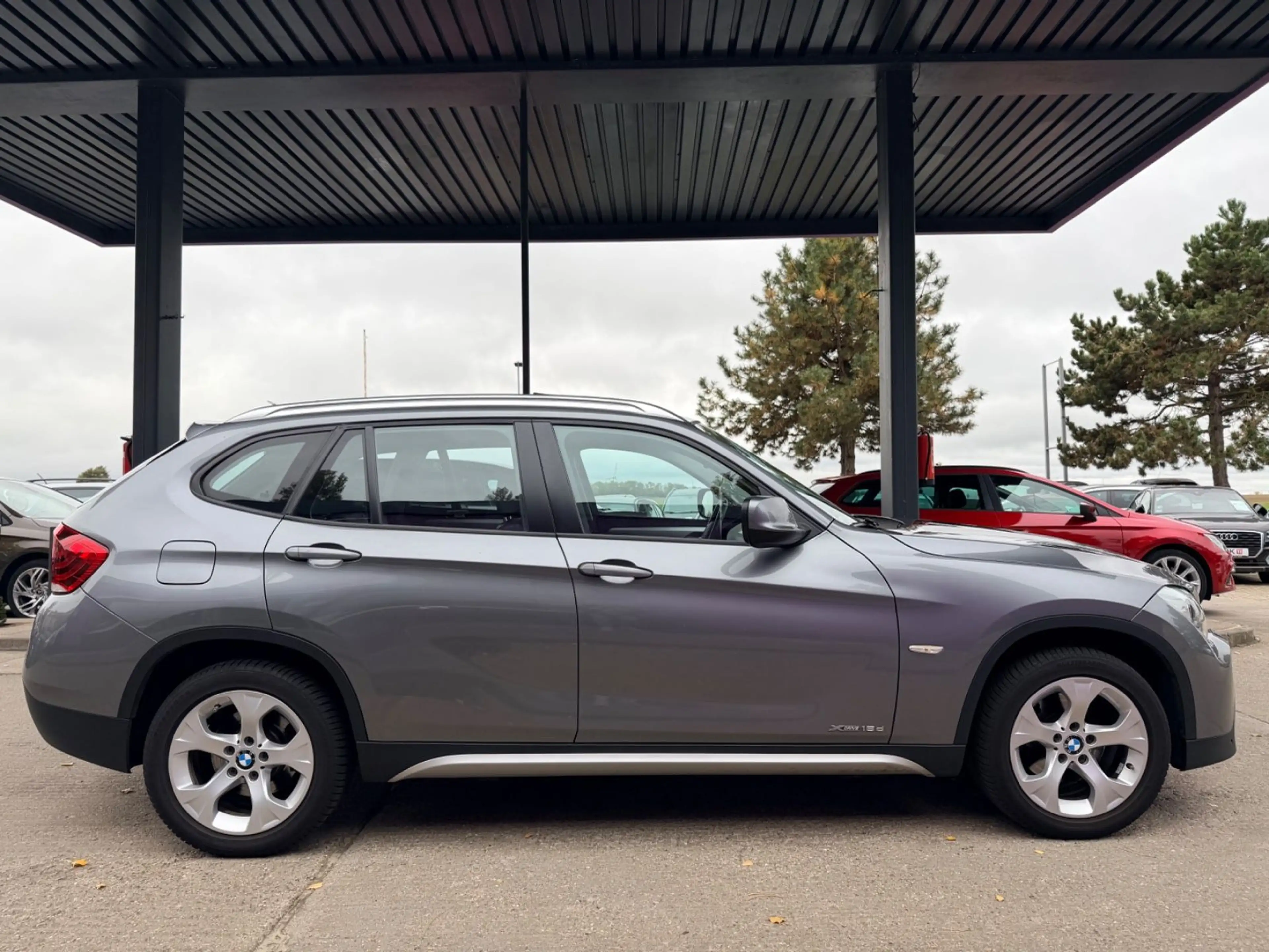 BMW X1 xDrive 1.8d "Leder"Navi"PDC"SHZ" — photo 6