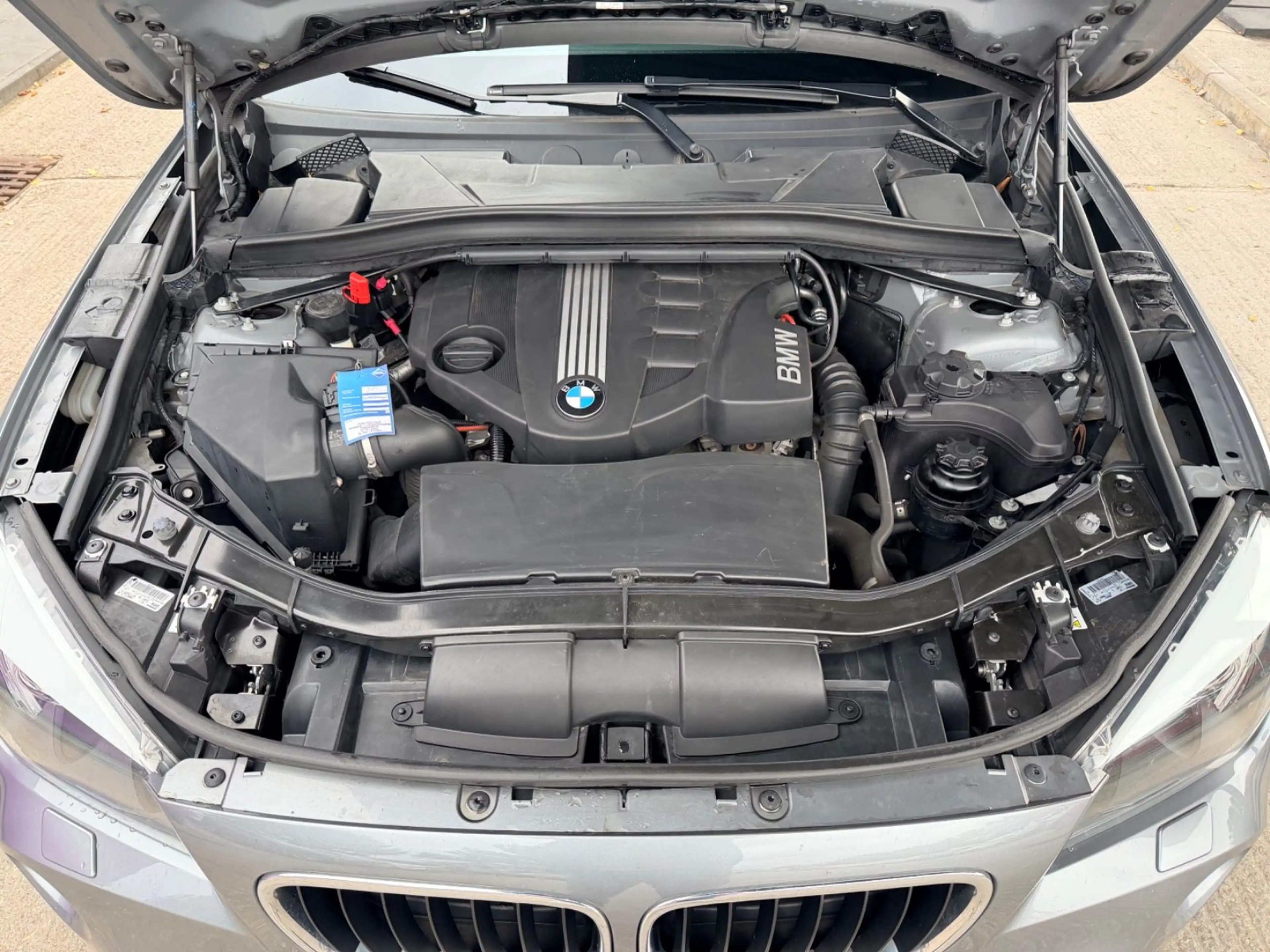 BMW X1 xDrive 1.8d "Leder"Navi"PDC"SHZ" — photo 3