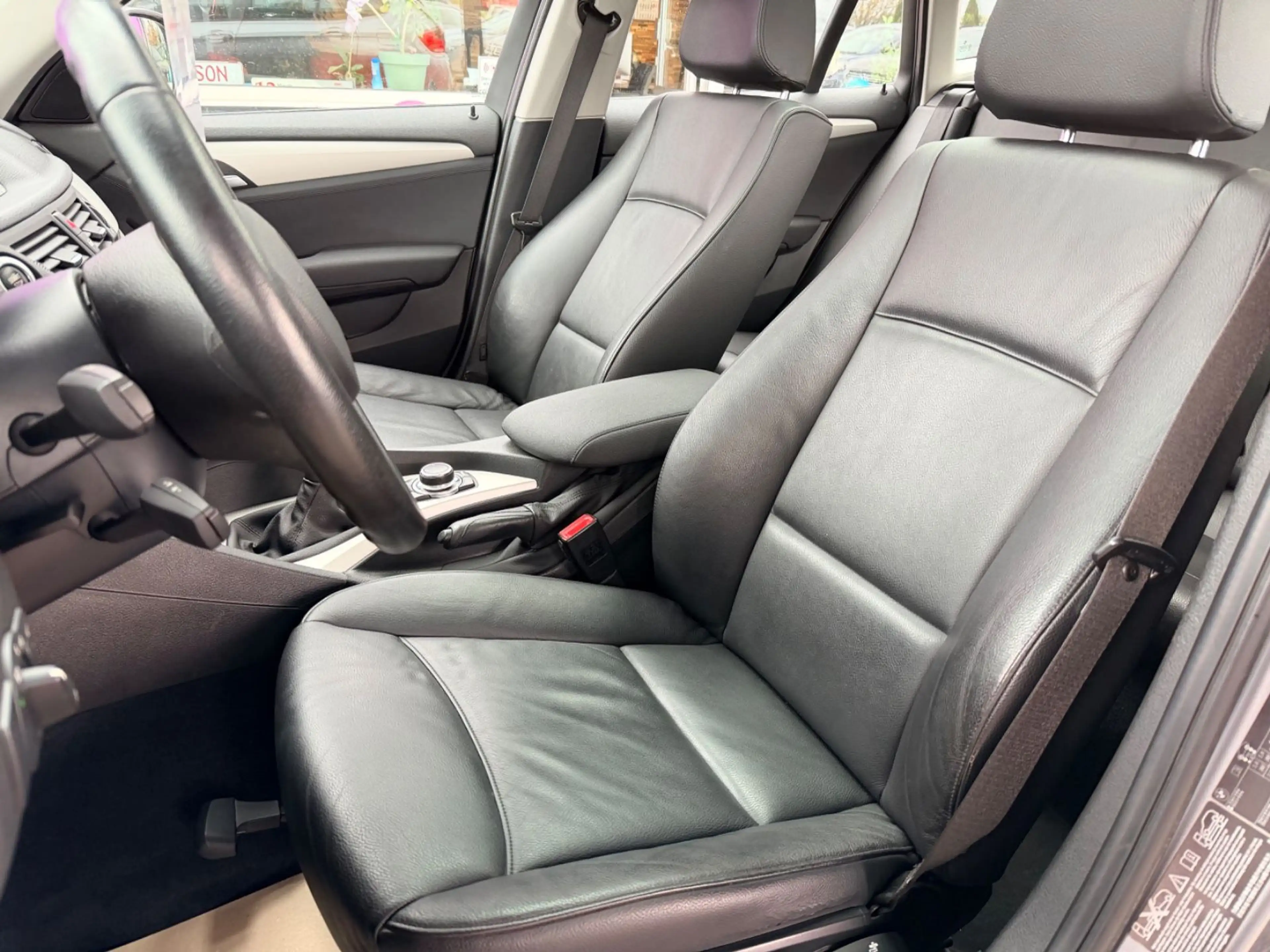 BMW X1 xDrive 1.8d "Leder"Navi"PDC"SHZ" — photo 19