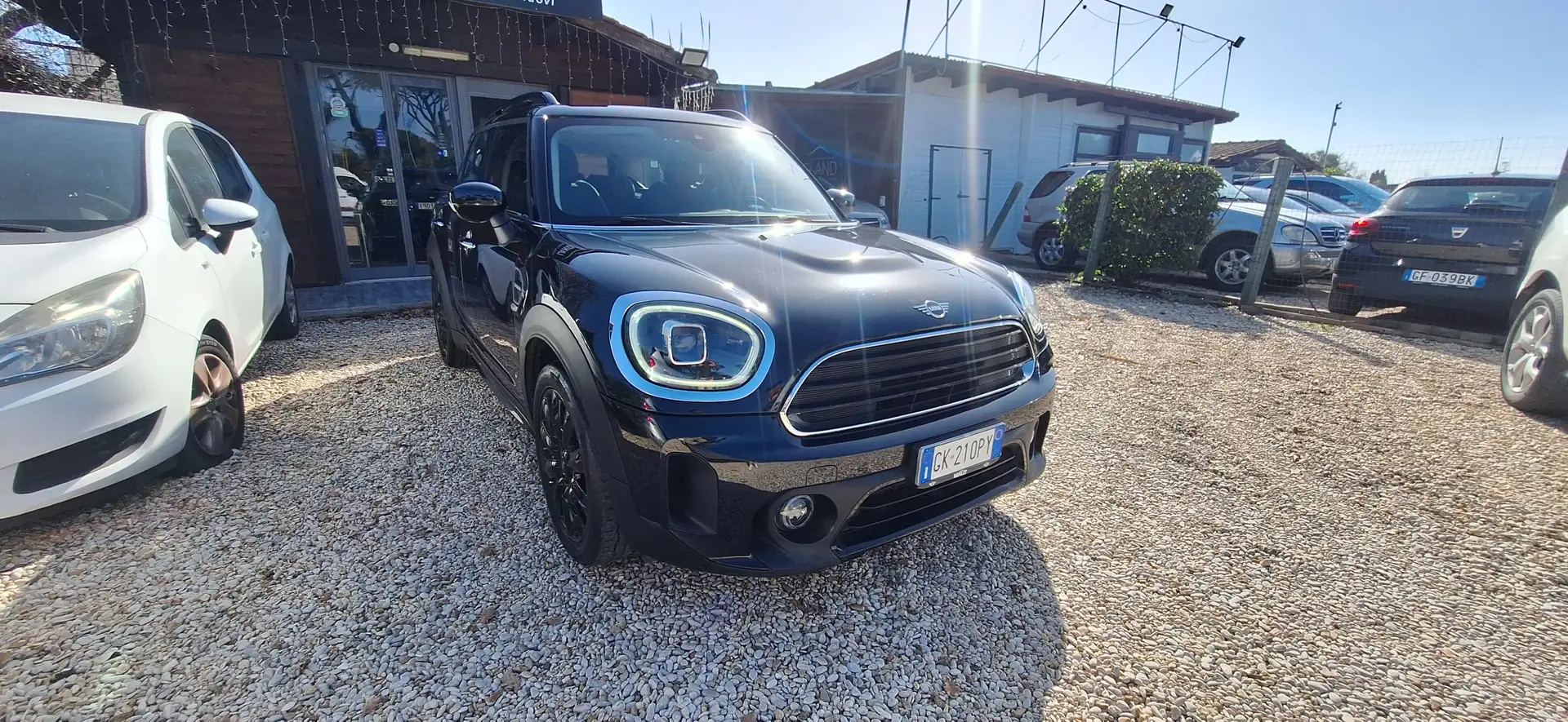 MINI Cooper D Countryman Mini Countryman F60  2.0 Hype Noir - 1