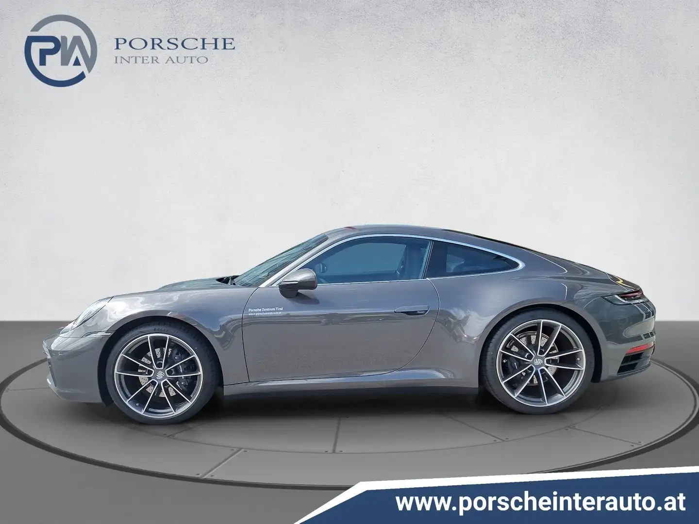Porsche 911 Carrera 4 Grau - 2