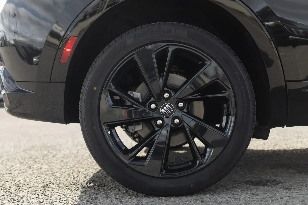 Buick Envision снимка Buick Envision