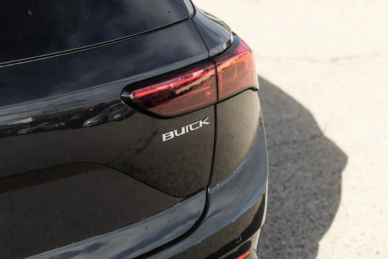 Buick Envision снимка Buick Envision