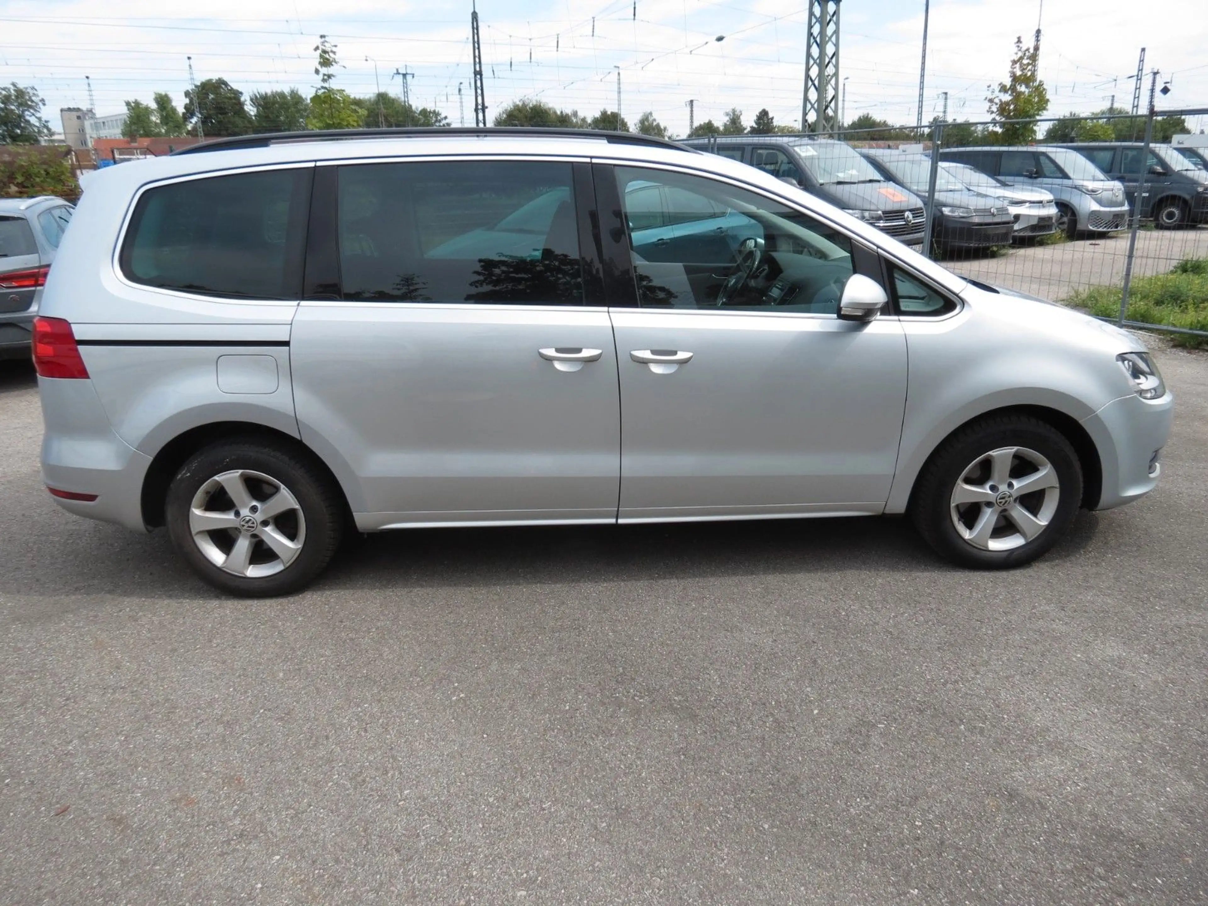 Volkswagen Sharan Comfortline BMT *1. Hand, TÜV neu, KD neu — photo 8