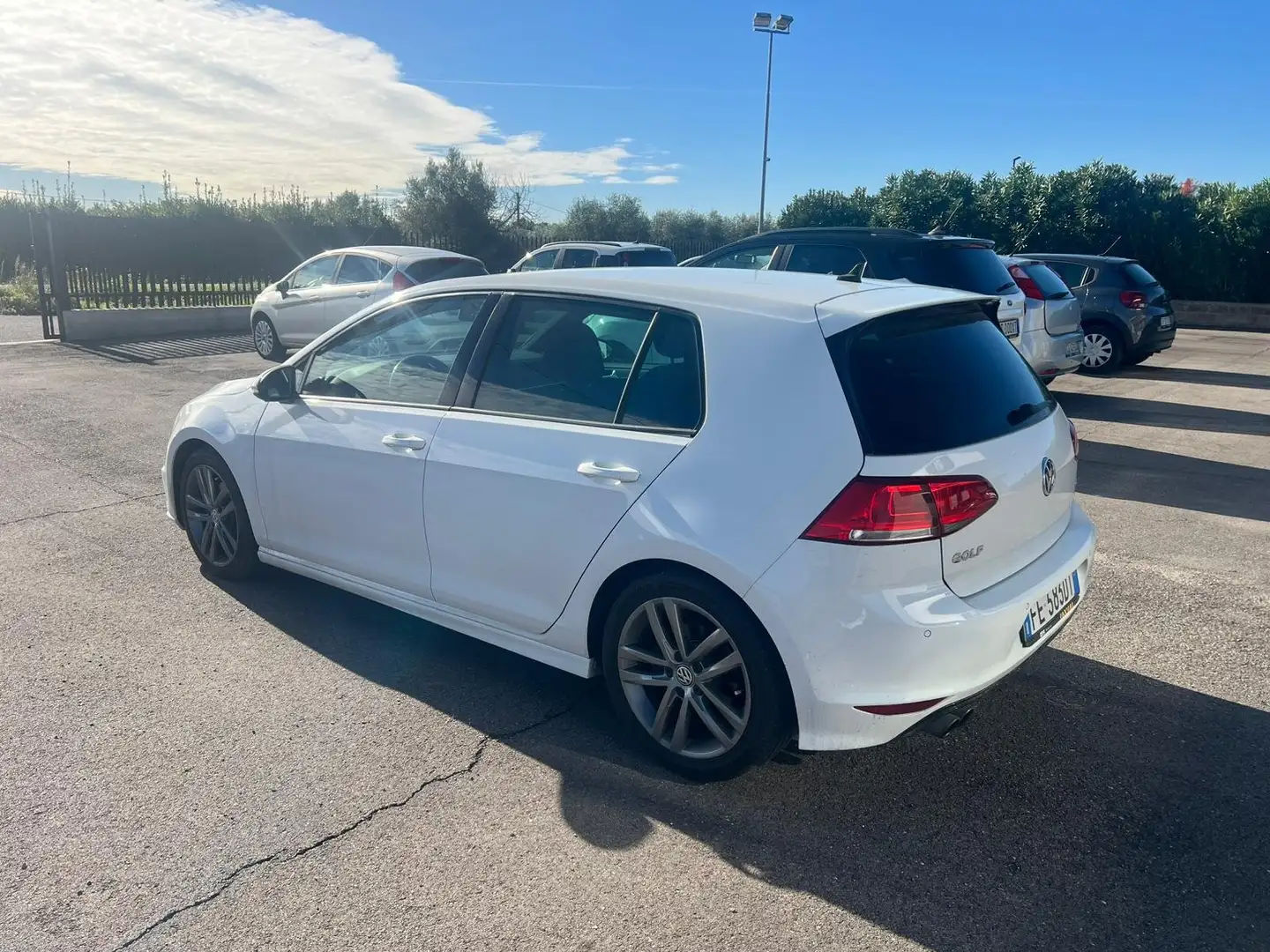 Volkswagen Golf Golf VII 2013 5p 1.4 tsi Highline 125cv E6 Weiß - 2