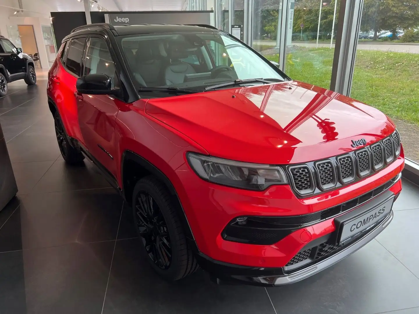 Jeep Compass S Plug-In Hybrid 4WD Rouge - 1