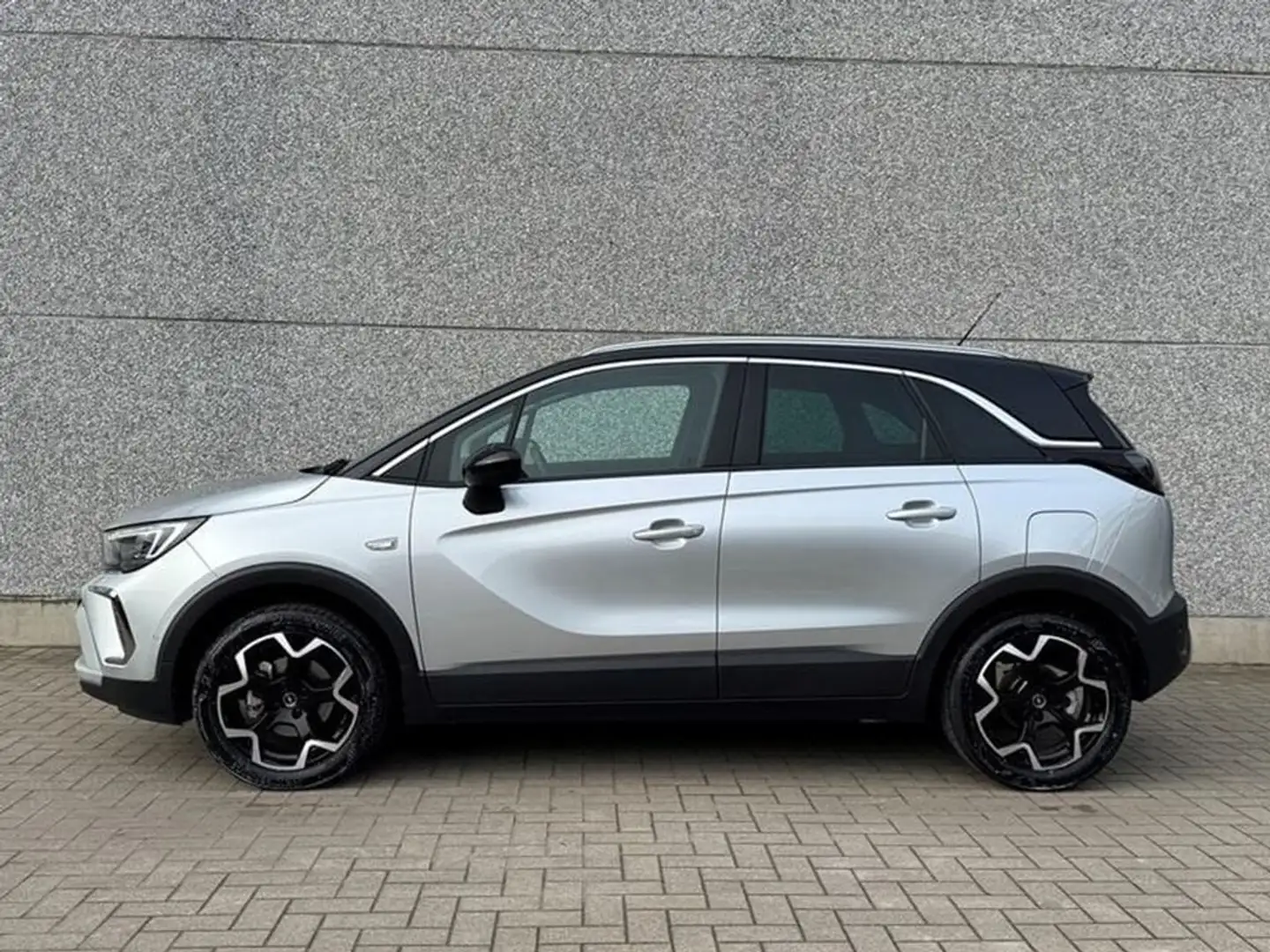 Opel Crossland 1.2T 110PK ULTIMATE GPS/CAMERA/PARKPILOT/KEYLESS Zilver - 2