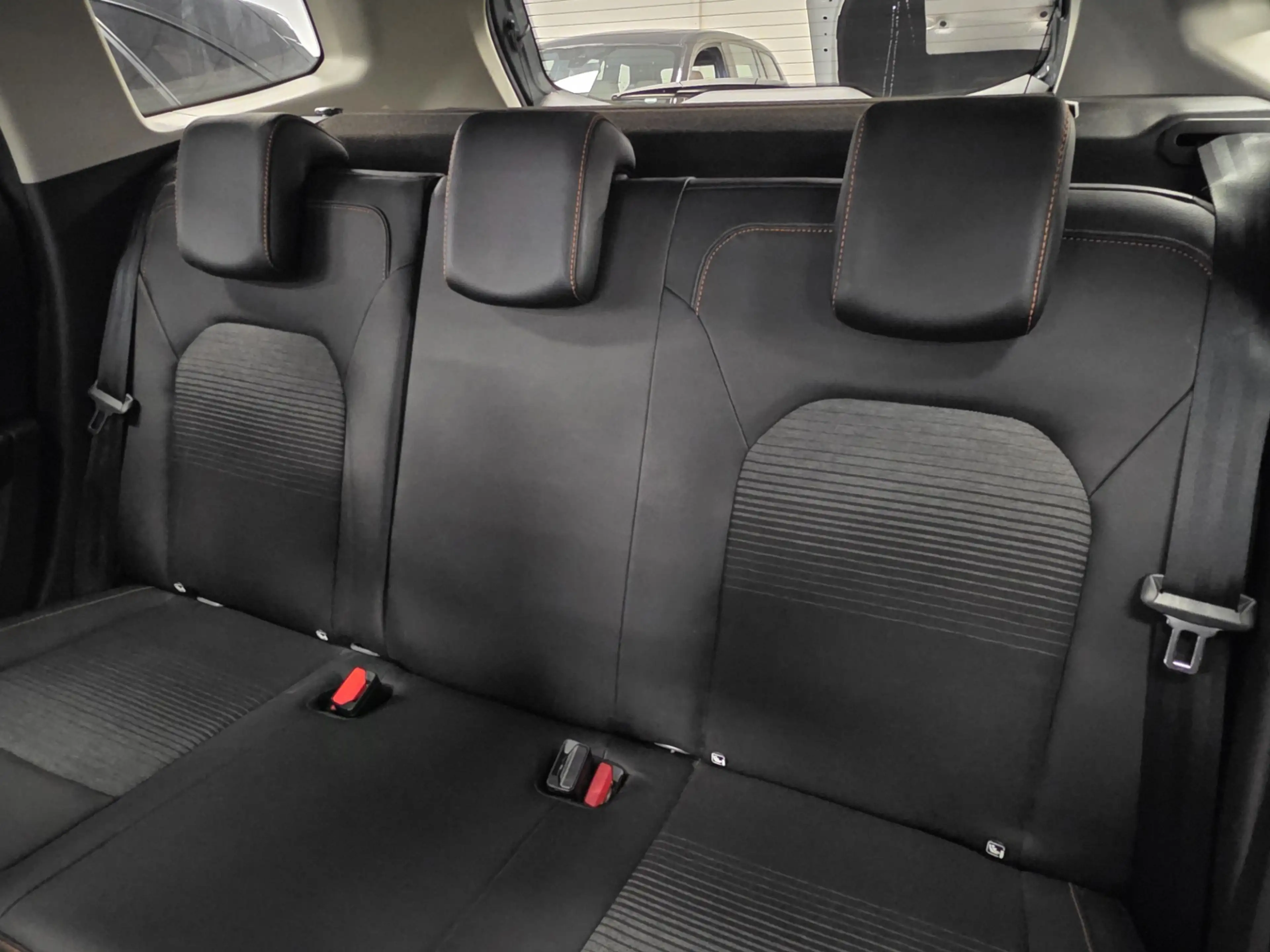 Dacia Duster 1.3 TCe Prestige Prestige – Navigatie – Camera – C — photo 12